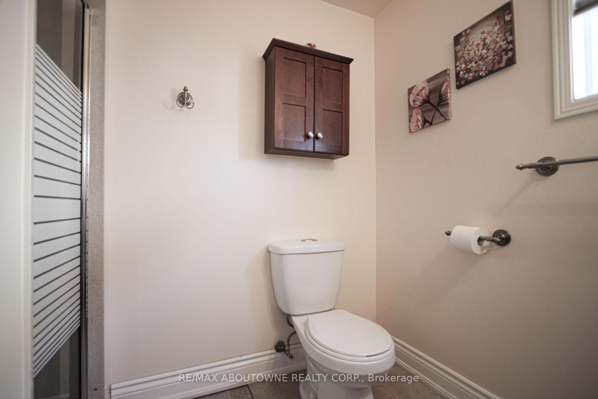 Photo 21 of 2216 Norfolk Drive, Oakville, River Oaks — HOMEH