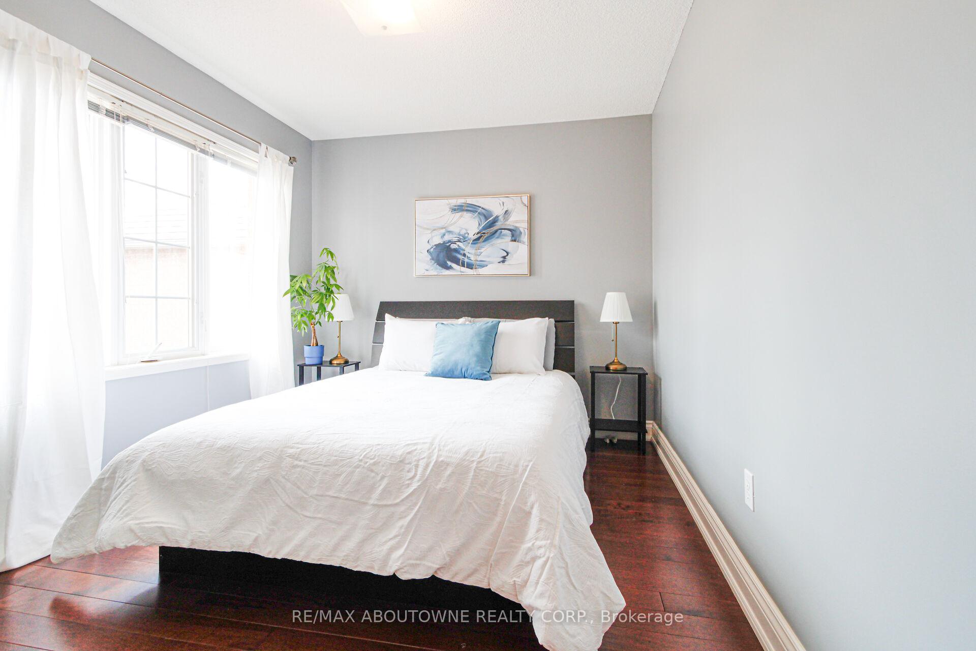 Photo 36 of 2216 Norfolk Drive, Oakville, River Oaks — HOMEH
