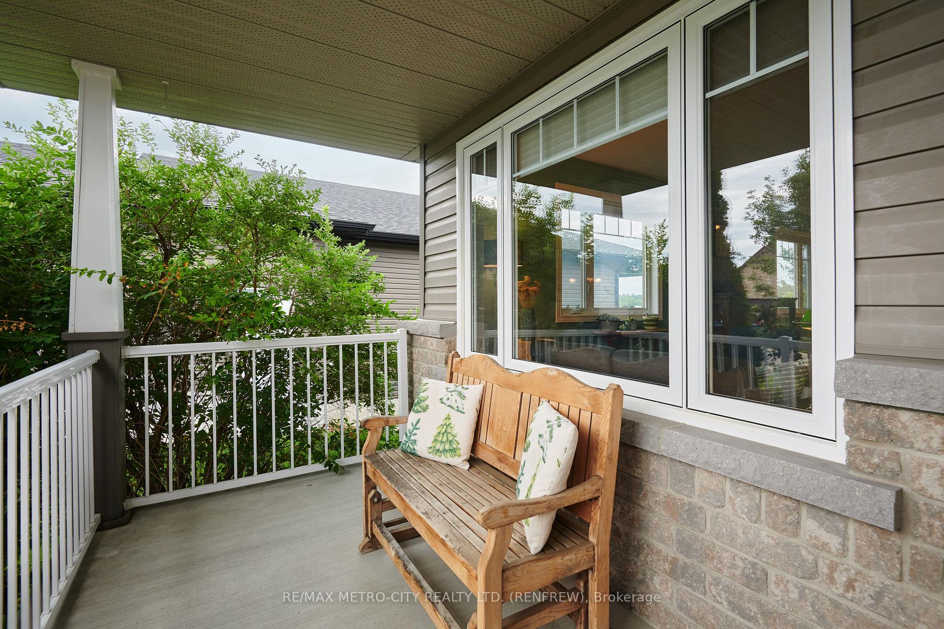 Photo 7 of 89 Otteridge Drive, Renfrew, Renfrew — HOMEH