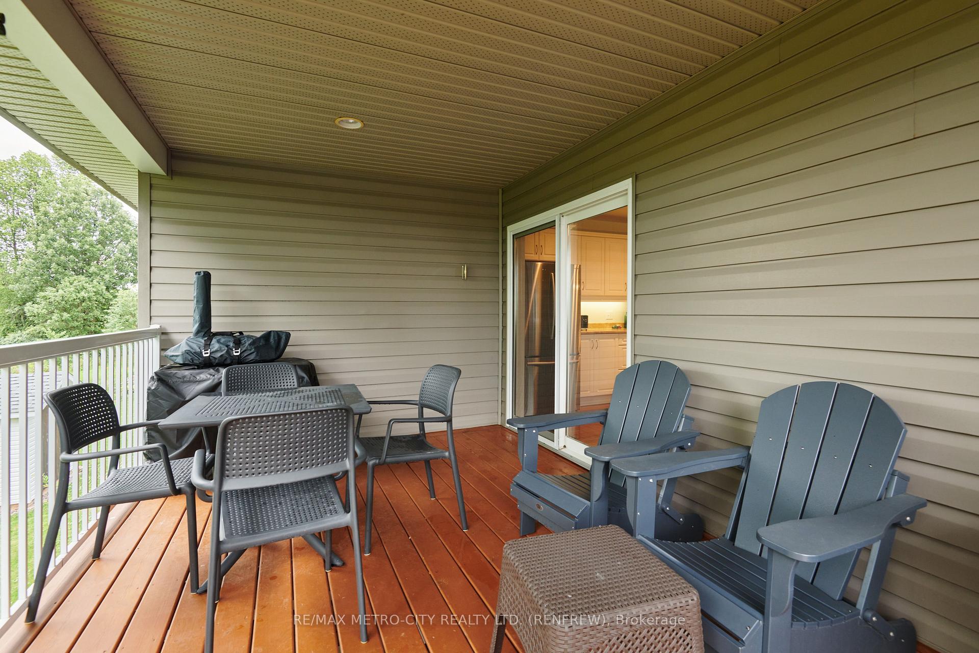 Photo 35 of 89 Otteridge Drive, Renfrew, Renfrew — HOMEH