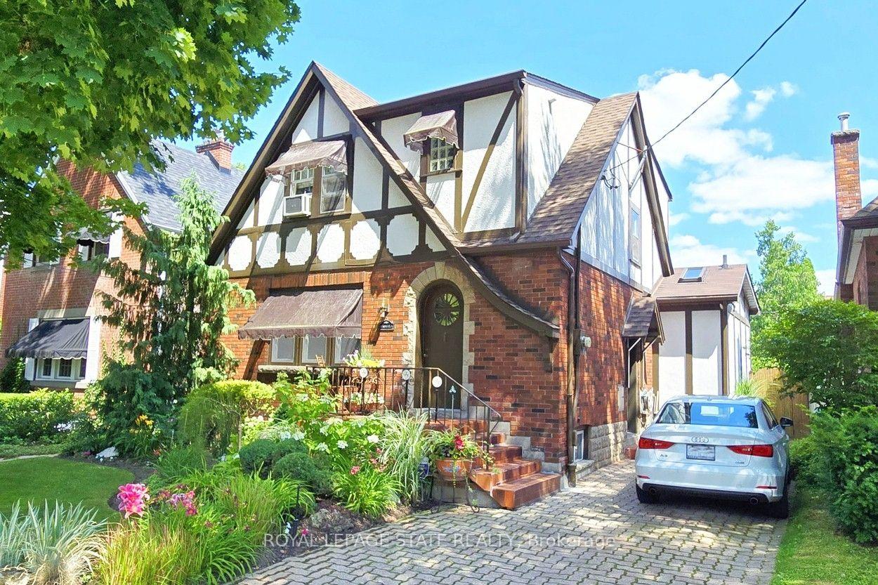 Photo 2 of 107 Bond Street S, Hamilton, Westdale — HOMEH
