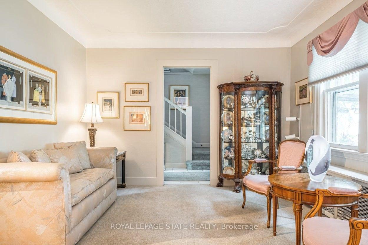 Photo 10 of 107 Bond Street S, Hamilton, Westdale — HOMEH