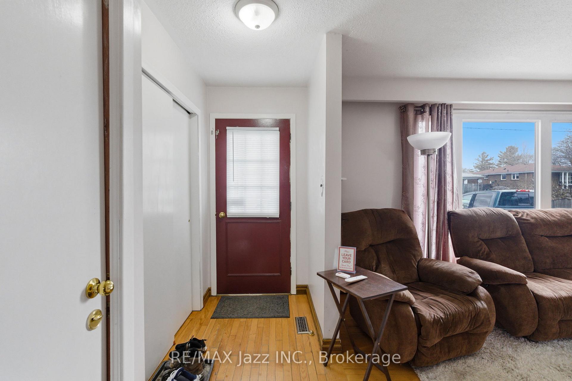 Photo 6 of 621 Willow Crescent, Cobourg — HOMEH