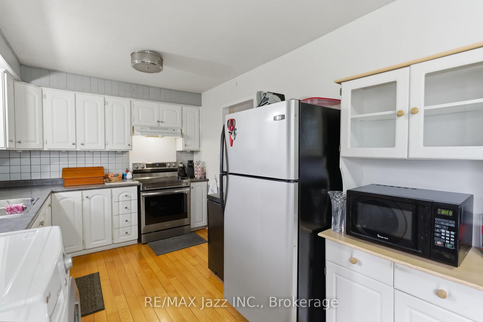 Photo 15 of 621 Willow Crescent, Cobourg — HOMEH