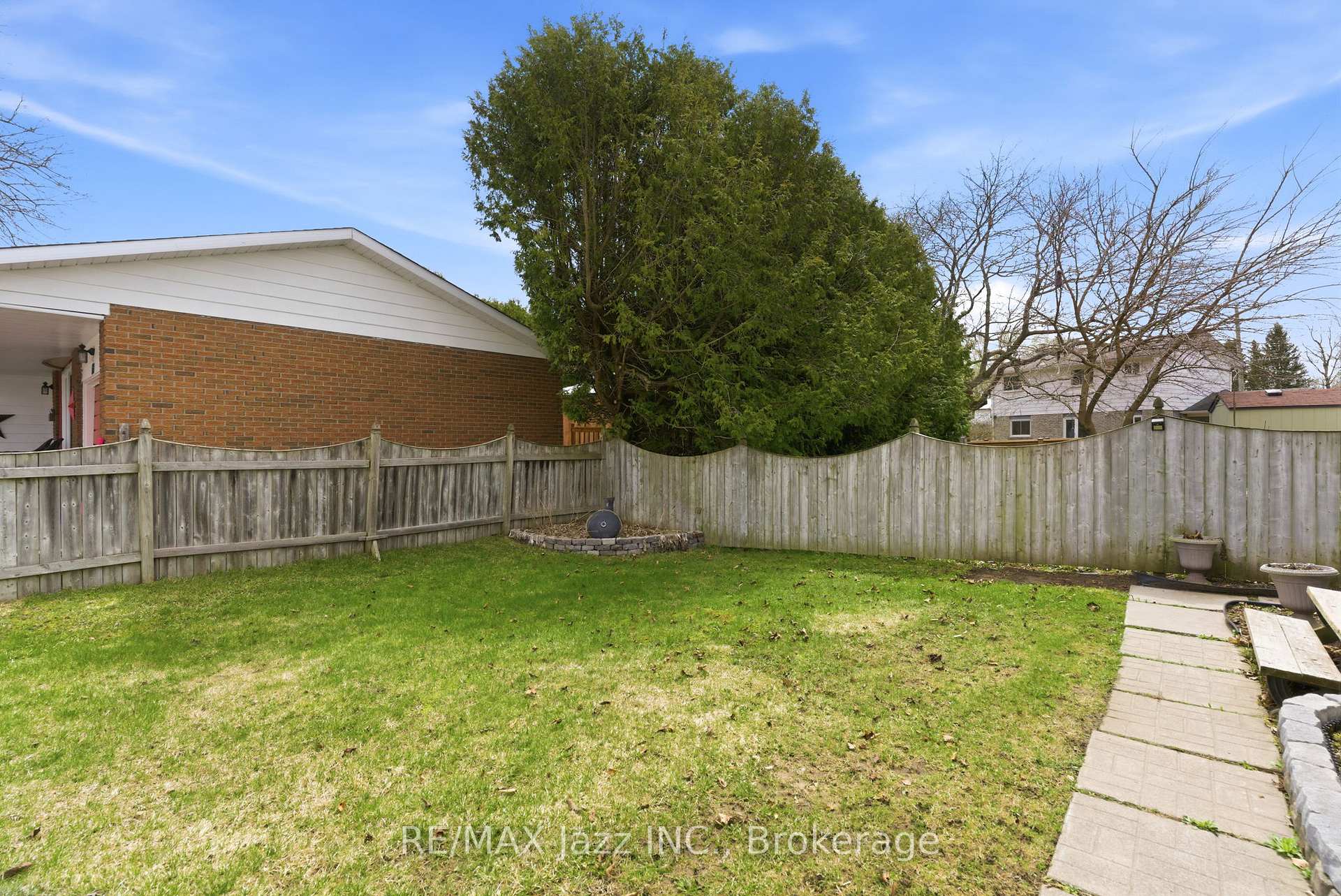 Photo 29 of 621 Willow Crescent, Cobourg — HOMEH
