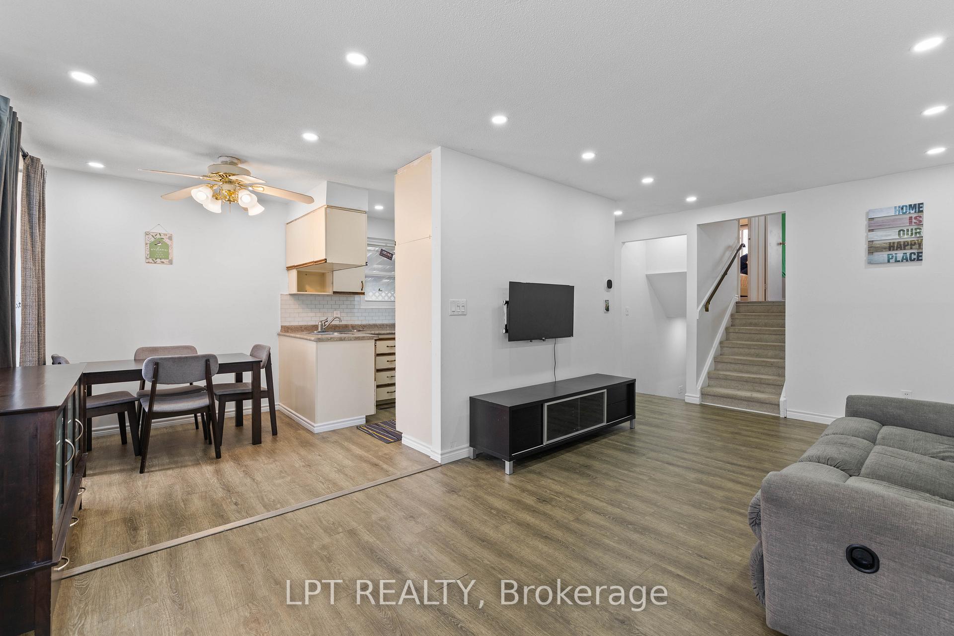 Photo 9 of 55H Chaucer Crescent, Barrie, Sunnidale — HOMEH