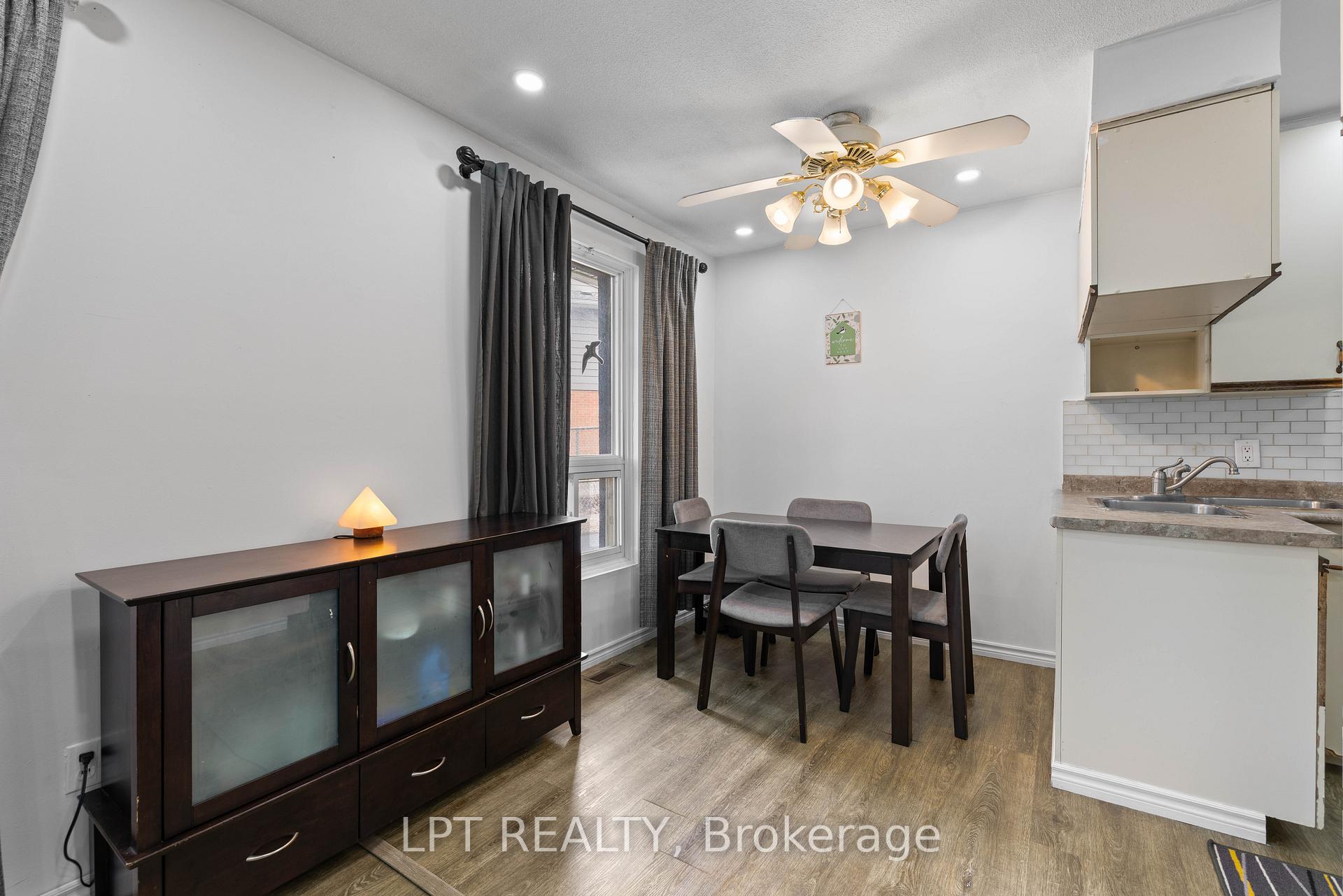 Photo 10 of 55H Chaucer Crescent, Barrie, Sunnidale — HOMEH