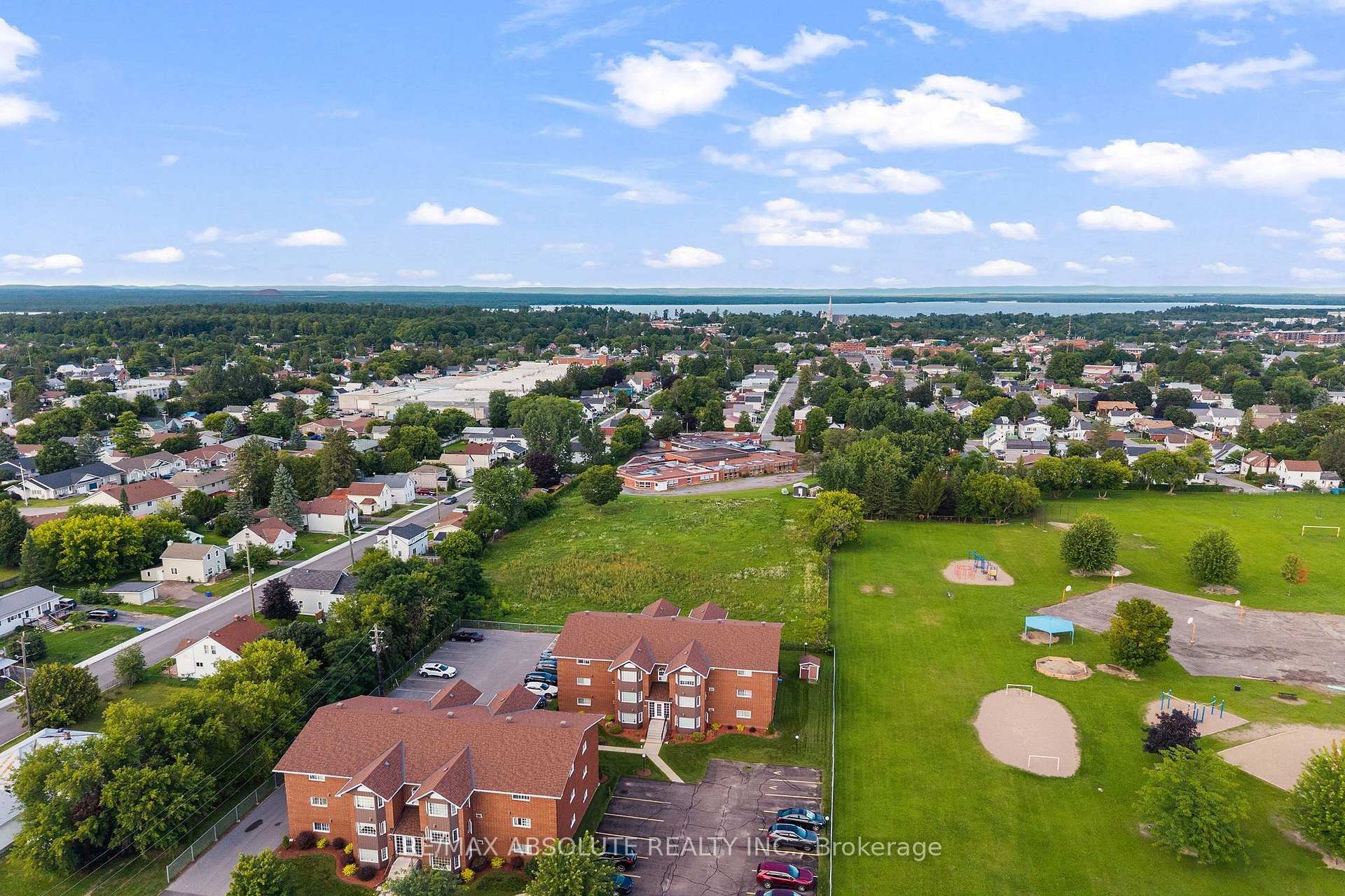 Photo 26 of Unit 3B, 89 Edey Street, Arnprior, Arnprior — HOMEH