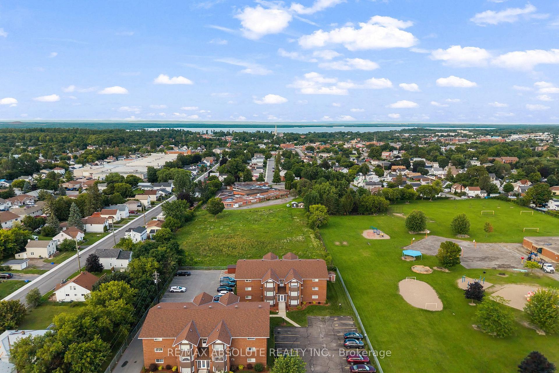 Photo 27 of Unit 3B, 89 Edey Street, Arnprior, Arnprior — HOMEH