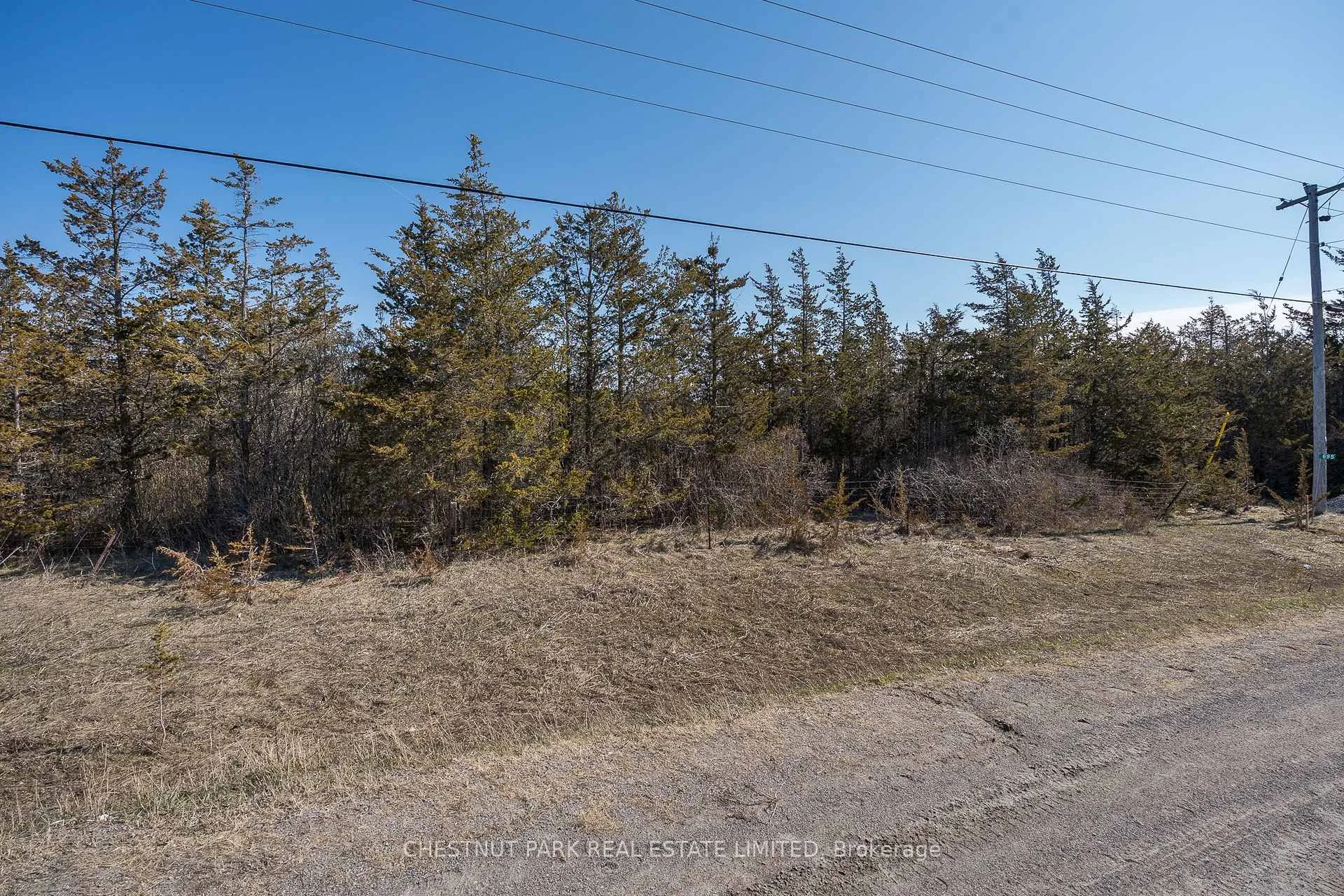Photo 13 of 695 County Road 7, Prince Edward County, North Marysburg Ward — HOMEH