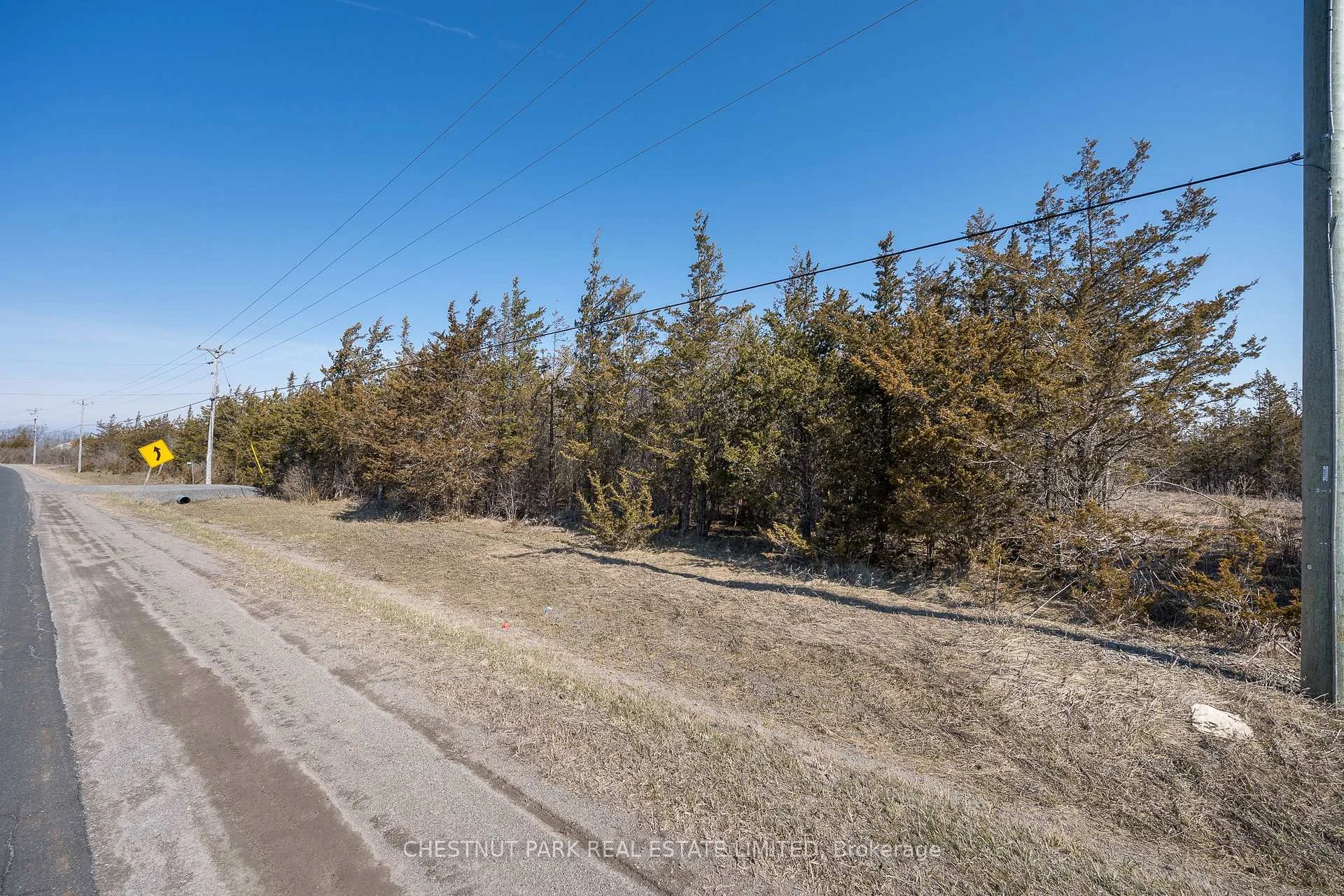 Photo 17 of 695 County Road 7, Prince Edward County, North Marysburg Ward — HOMEH