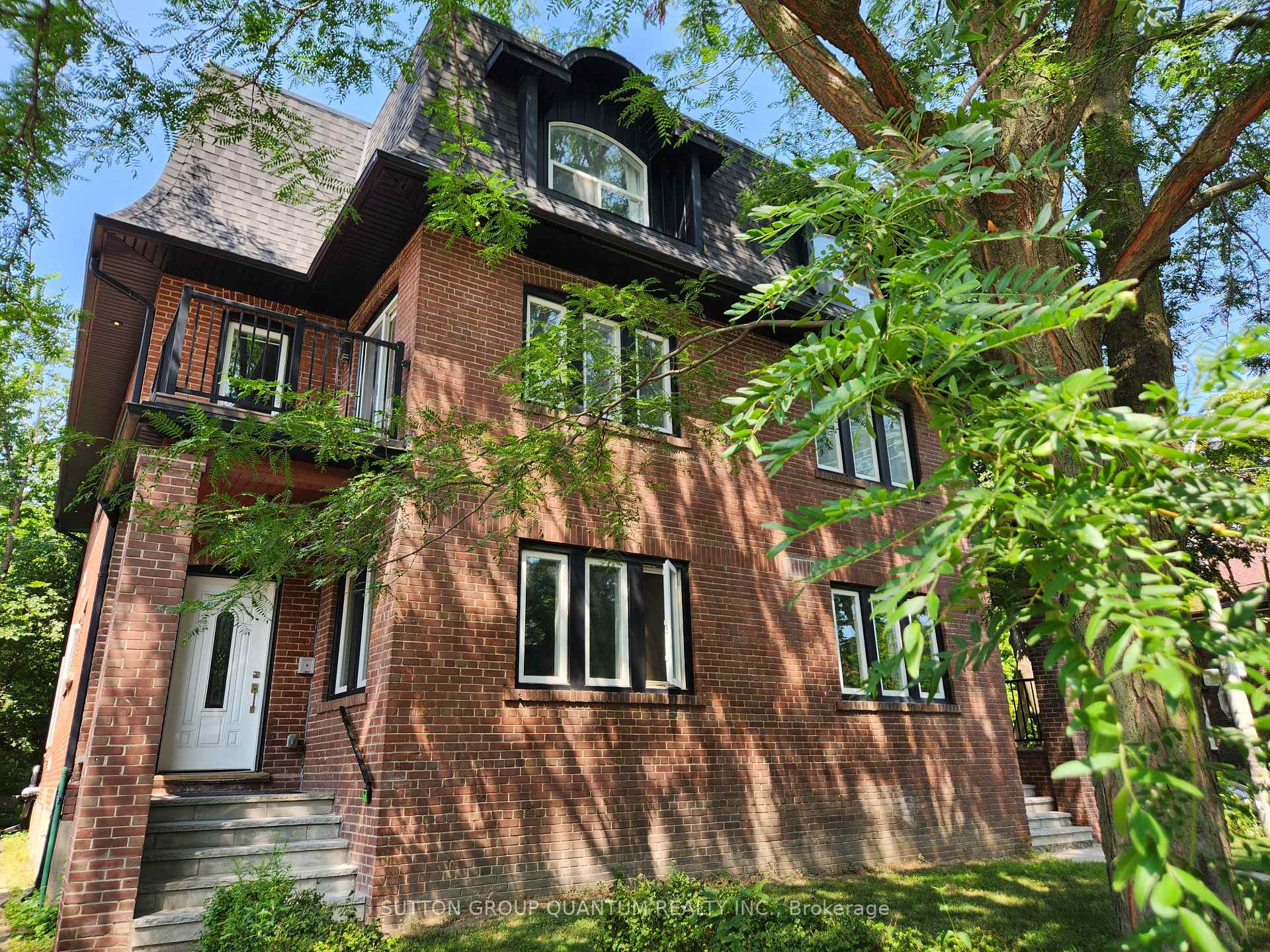 Photo 1 of Unit 2, 28 Boustead Avenue, Toronto, Roncesvalles — HOMEH