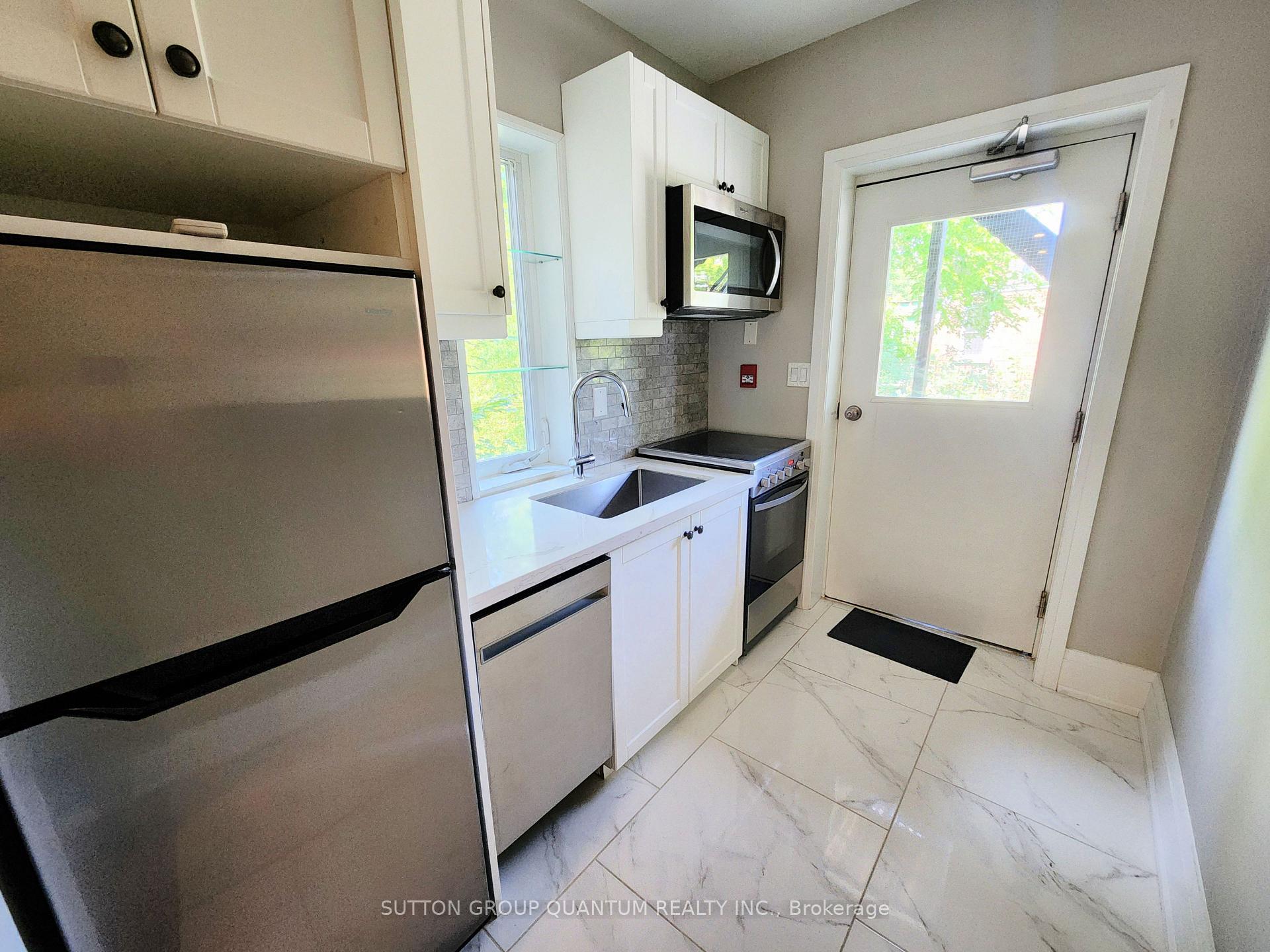 Photo 6 of Unit 2, 28 Boustead Avenue, Toronto, Roncesvalles — HOMEH
