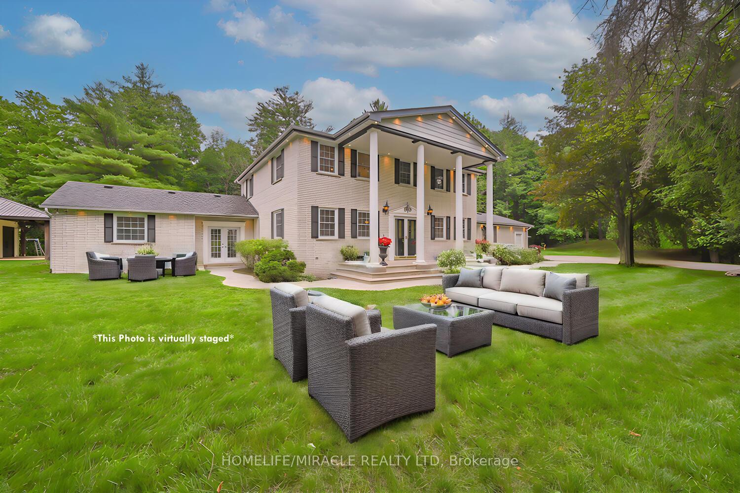 Photo 4 of 62 Gibson Lake Drive, Caledon, Palgrave — HOMEH