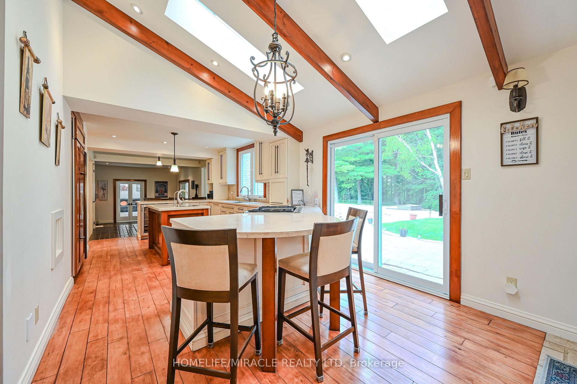 Photo 19 of 62 Gibson Lake Drive, Caledon, Palgrave — HOMEH