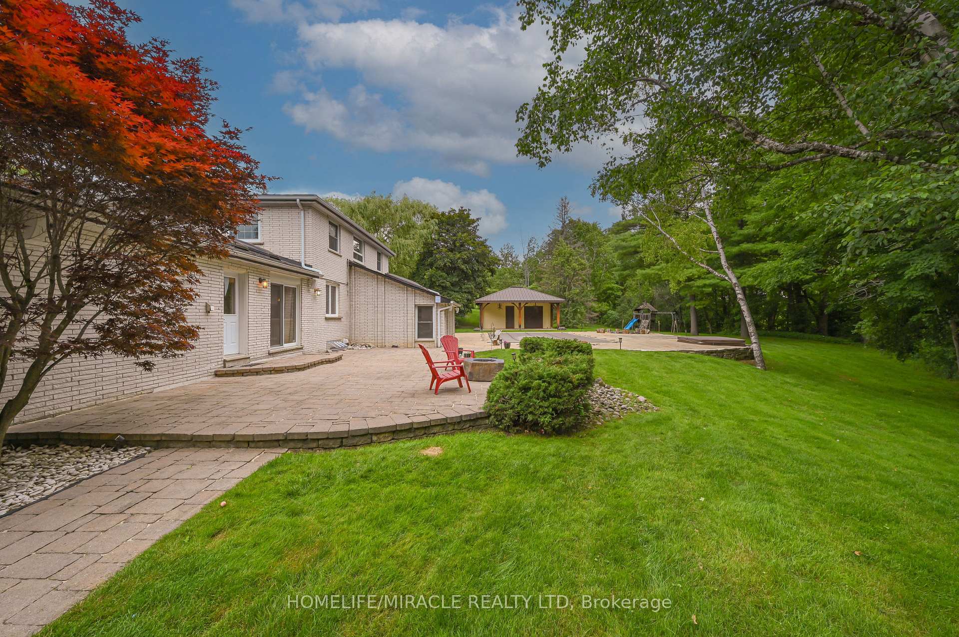 Photo 44 of 62 Gibson Lake Drive, Caledon, Palgrave — HOMEH
