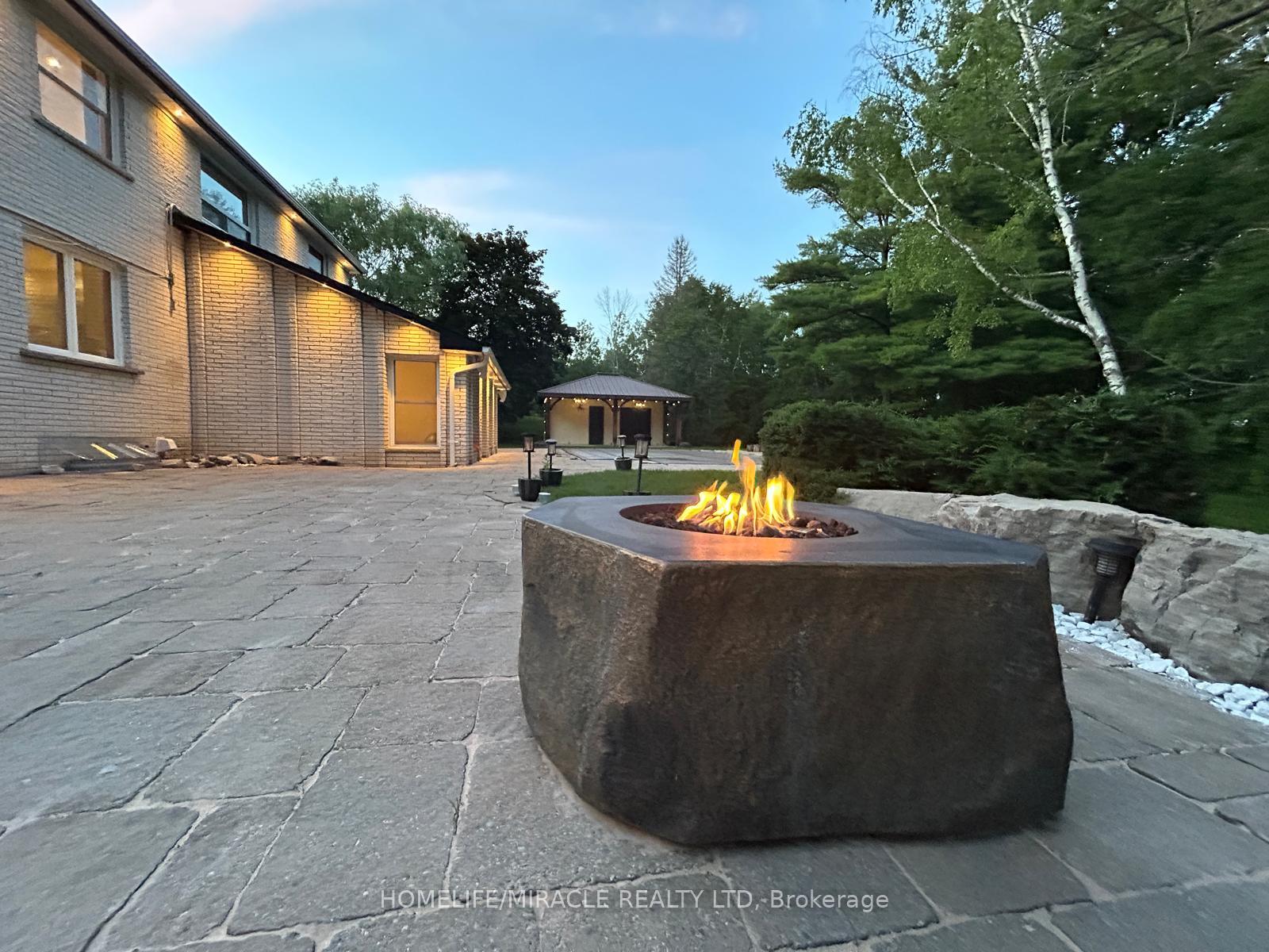 Photo 46 of 62 Gibson Lake Drive, Caledon, Palgrave — HOMEH