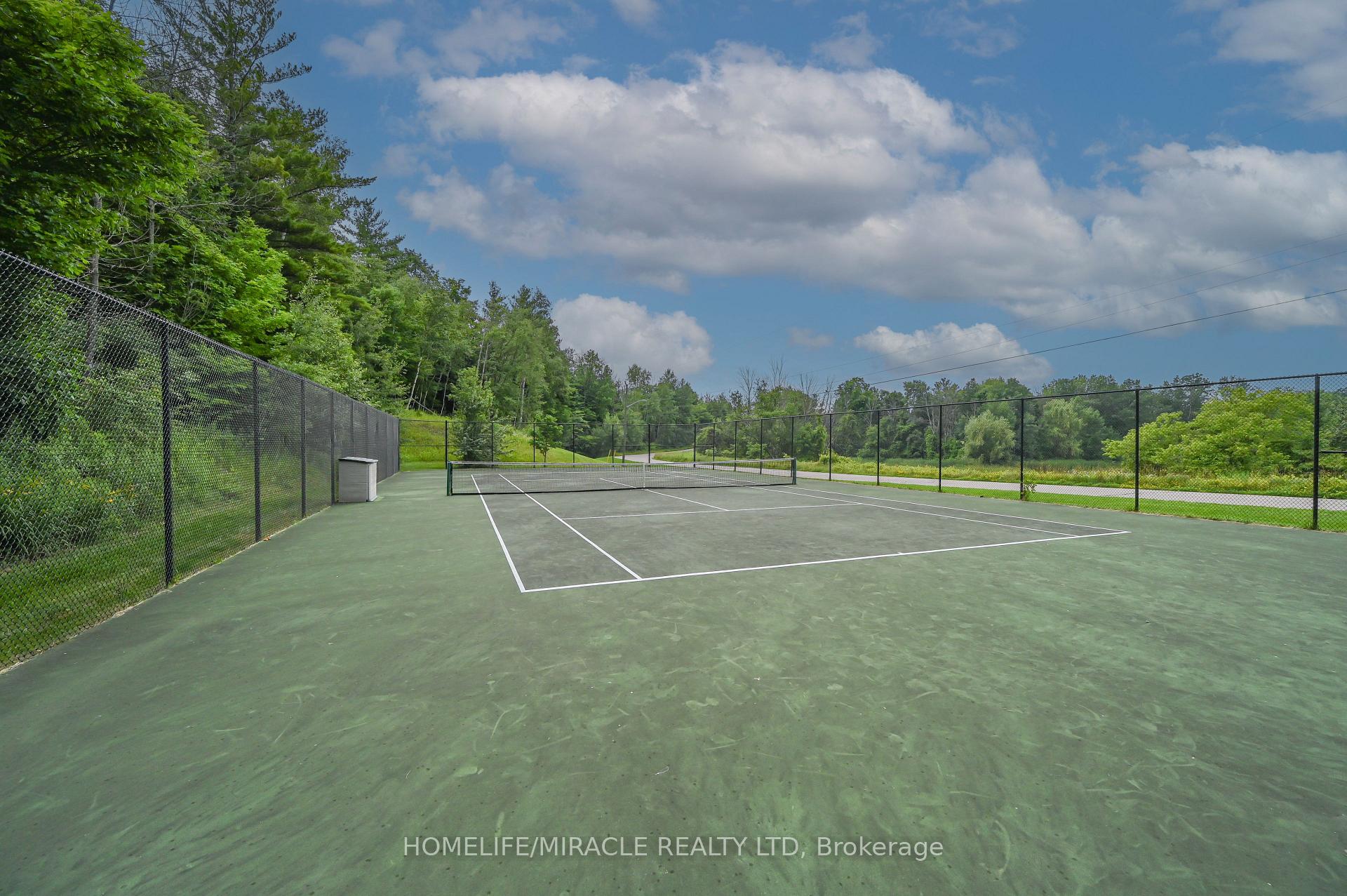 Photo 49 of 62 Gibson Lake Drive, Caledon, Palgrave — HOMEH