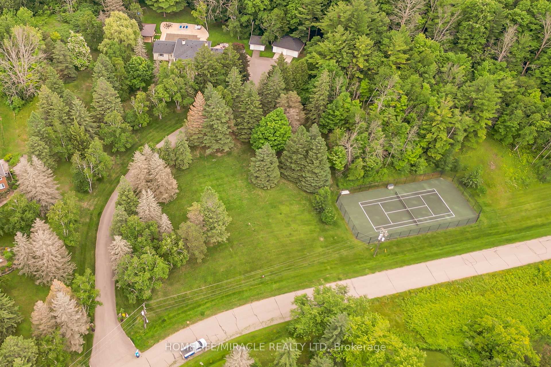 Photo 50 of 62 Gibson Lake Drive, Caledon, Palgrave — HOMEH