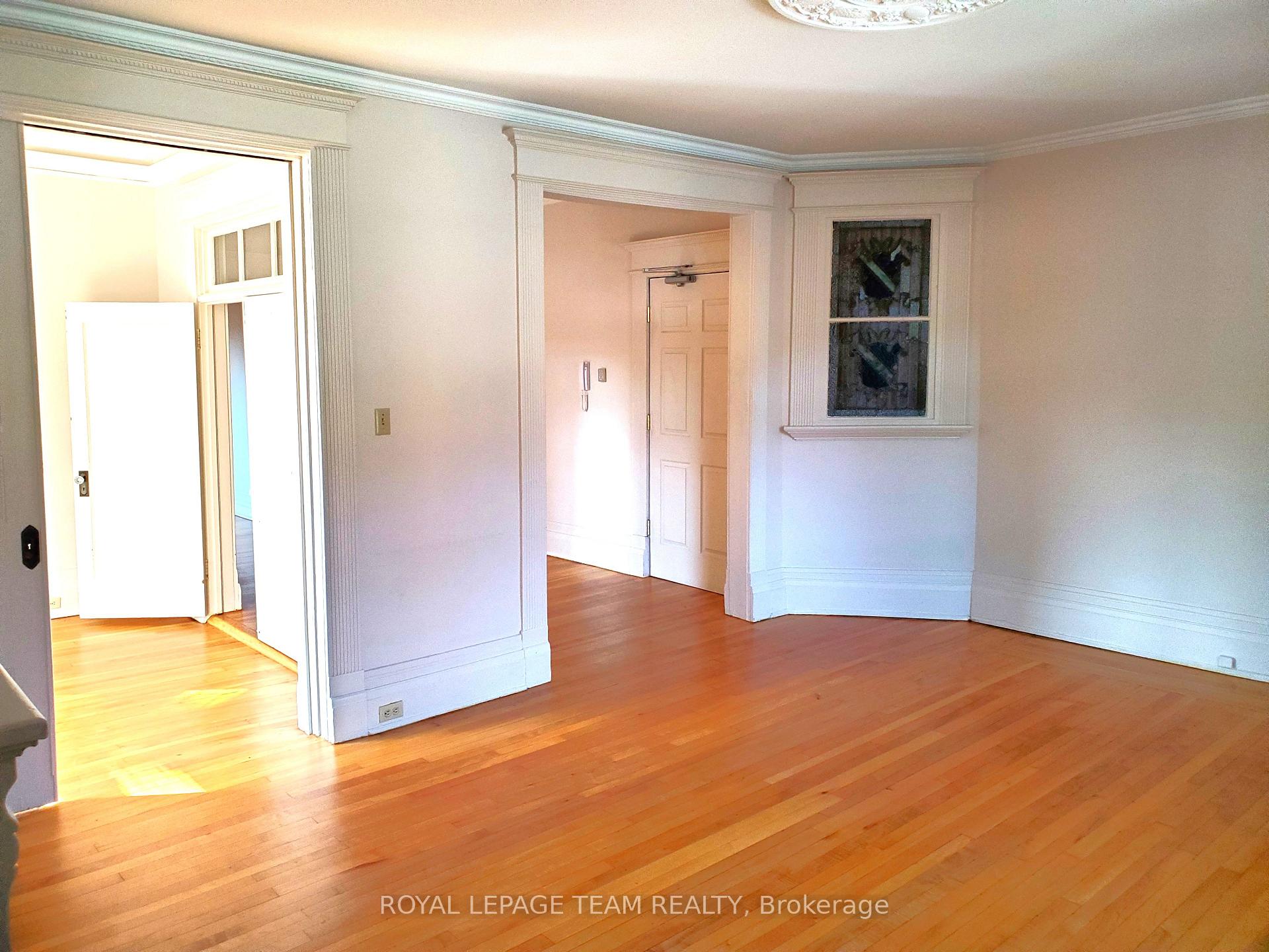 Photo 5 of Unit 1, 540 Gilmour Street, Ottawa, Ottawa Centre — HOMEH