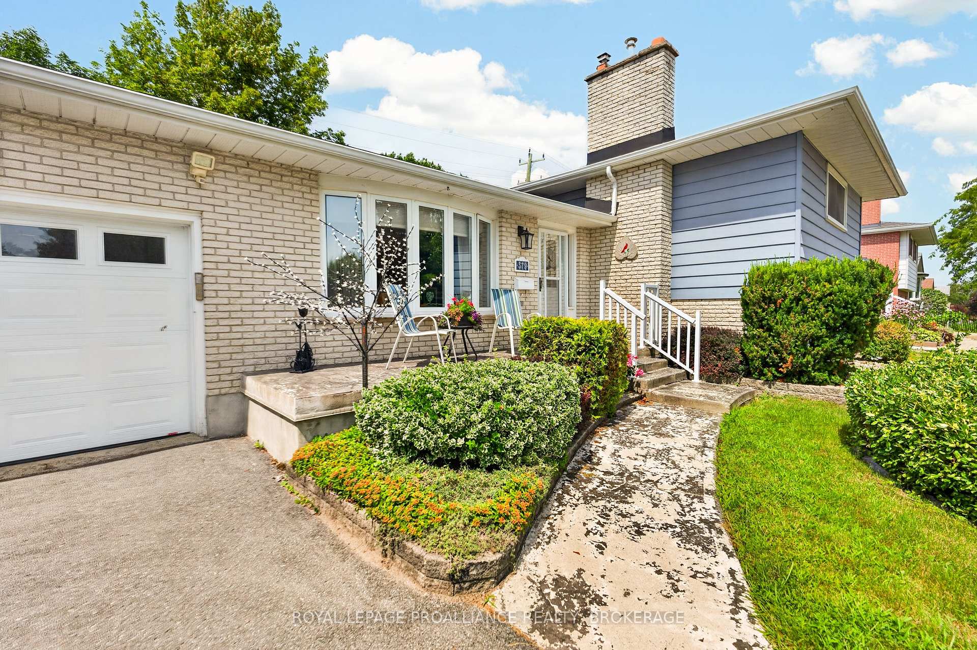 Photo 4 of 379 Glen Castle Road, Kingston, City SouthWest — HOMEH