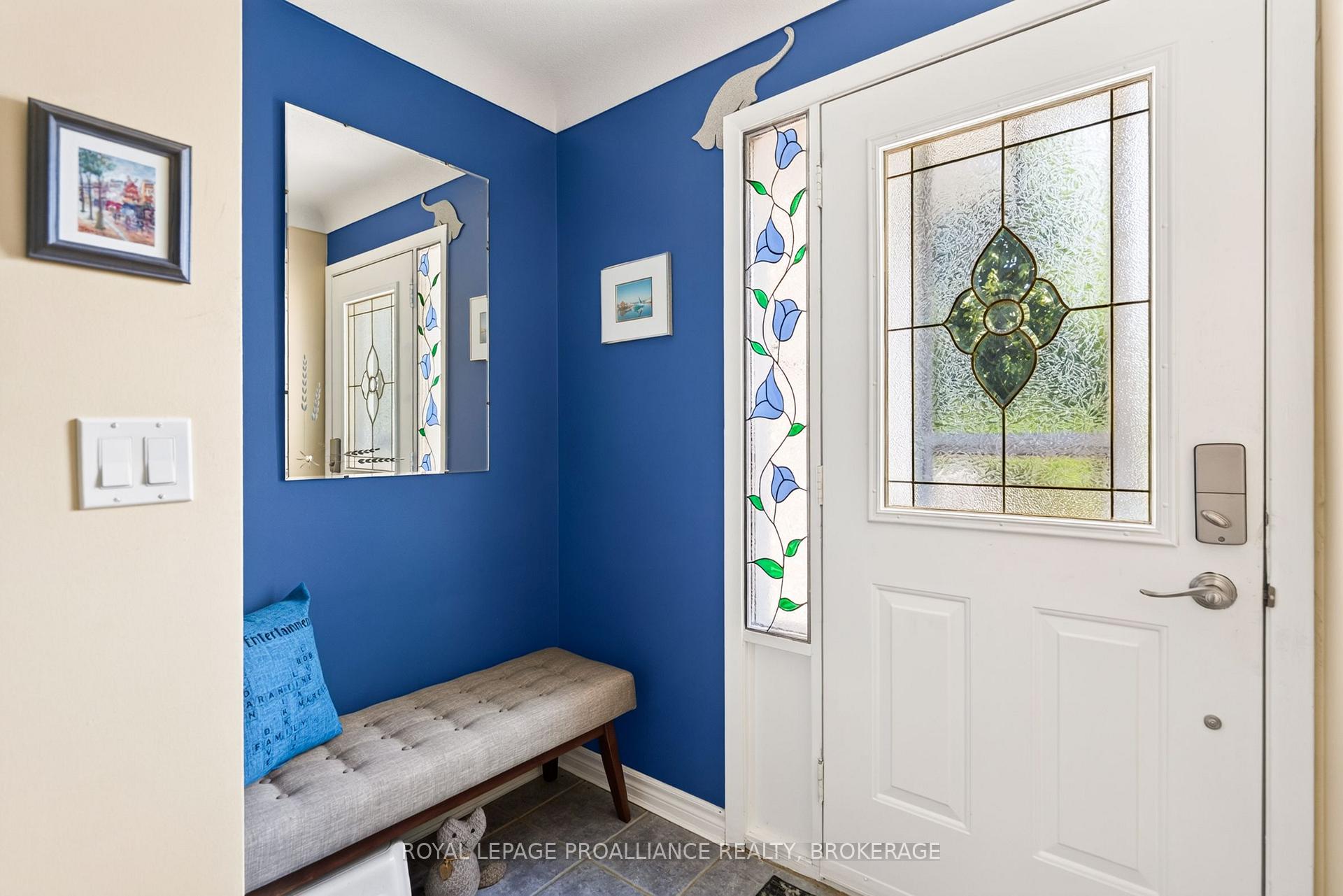 Photo 5 of 379 Glen Castle Road, Kingston, City SouthWest — HOMEH