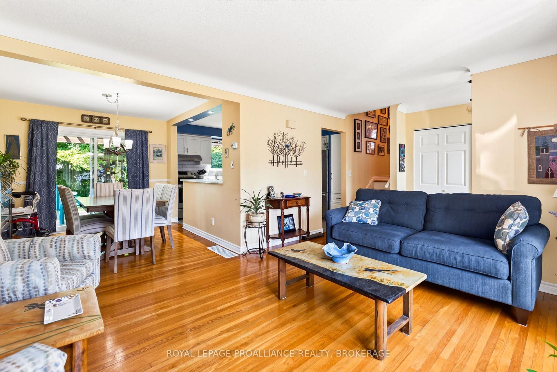 Photo 8 of 379 Glen Castle Road, Kingston, City SouthWest — HOMEH