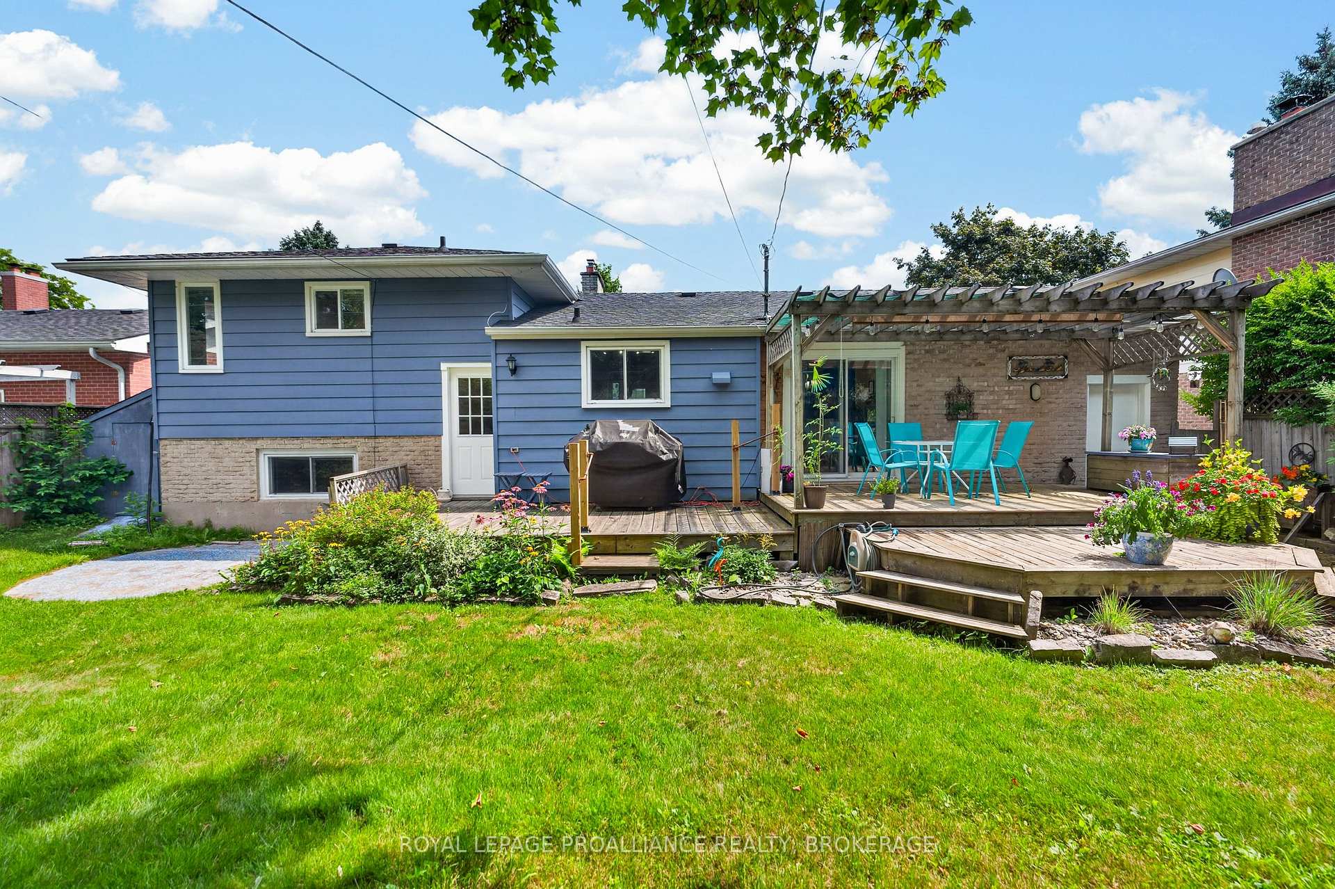 Photo 36 of 379 Glen Castle Road, Kingston, City SouthWest — HOMEH