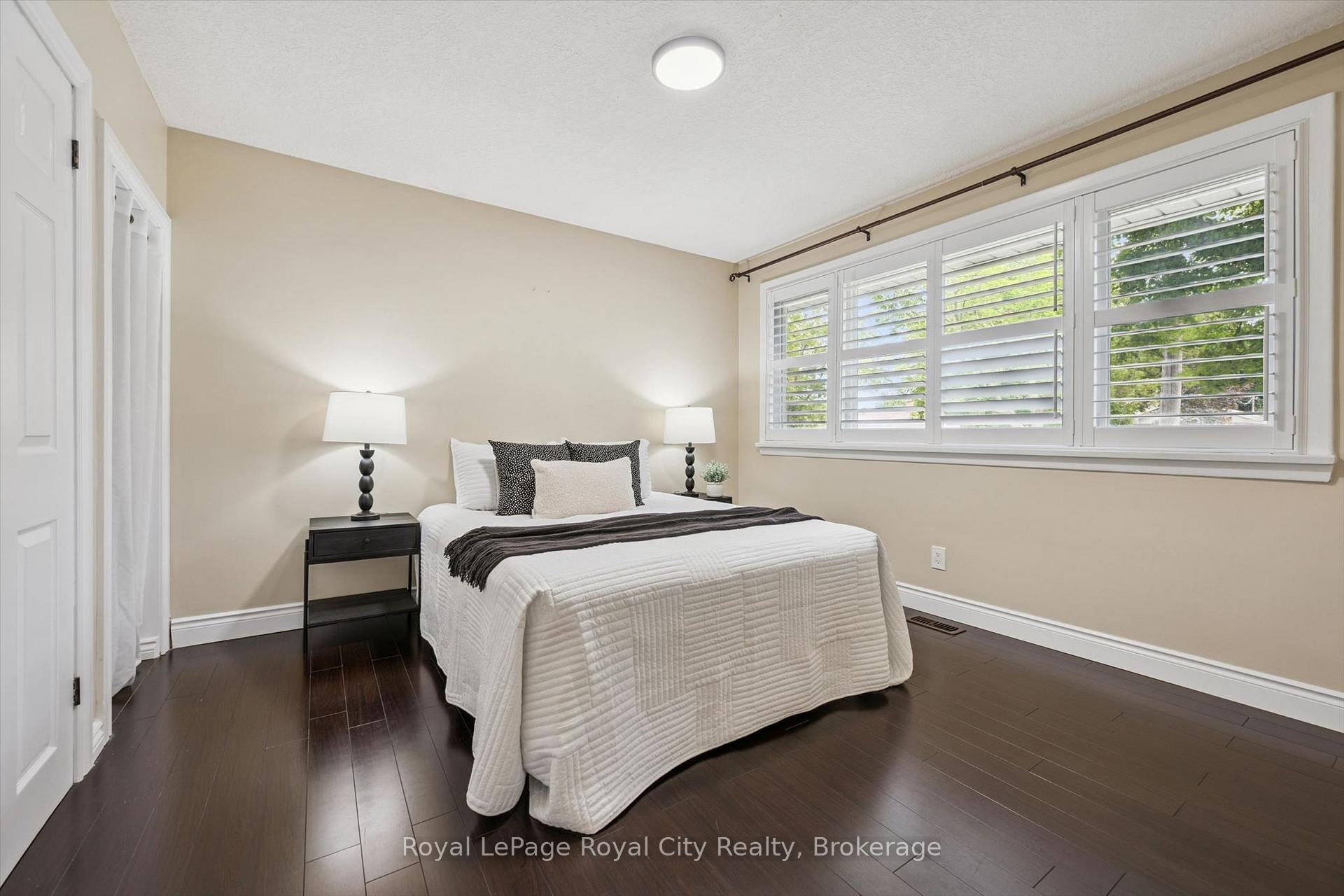 Photo 19 of 10 Sumac Place, Guelph, Riverside Park — HOMEH