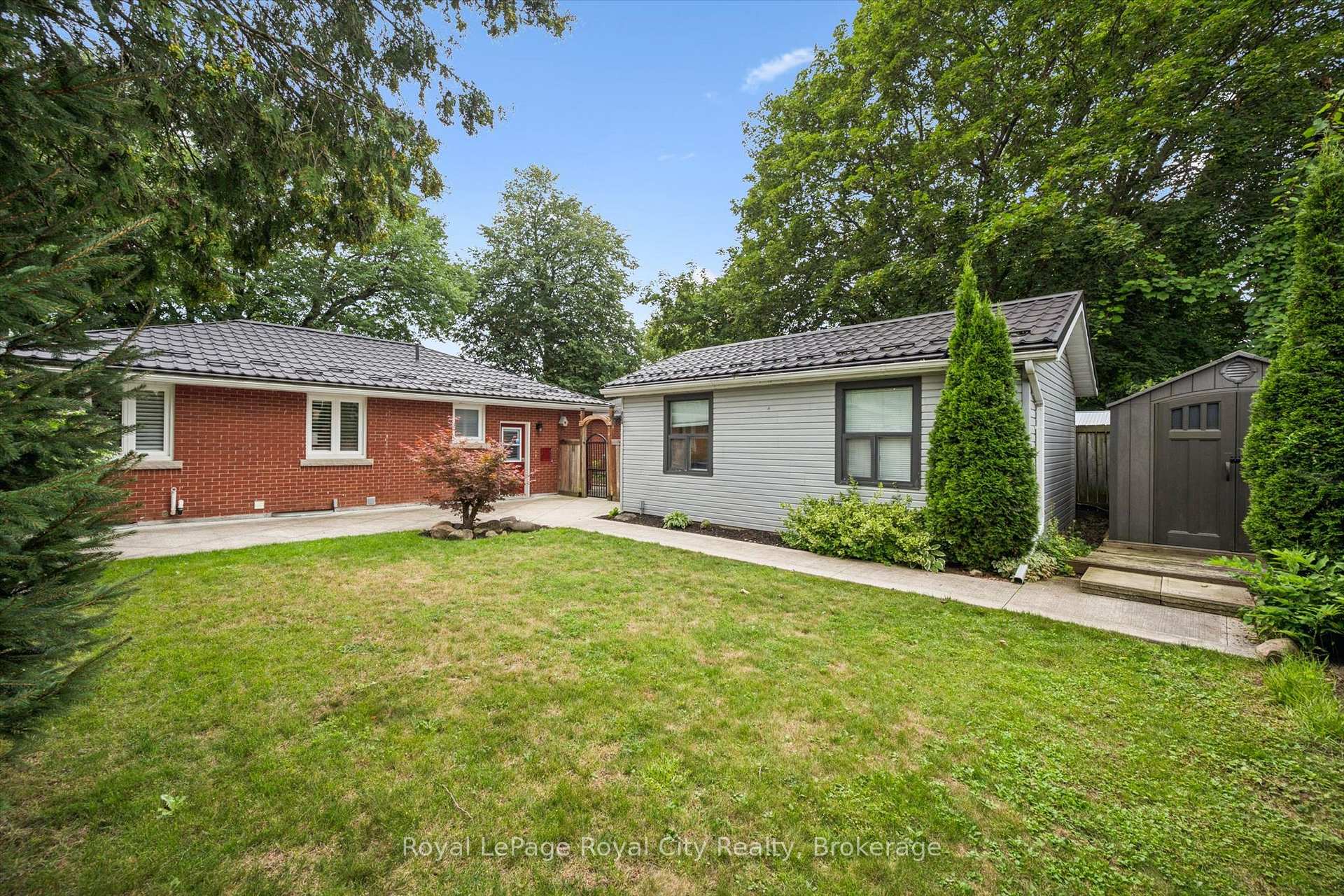 Photo 39 of 10 Sumac Place, Guelph, Riverside Park — HOMEH