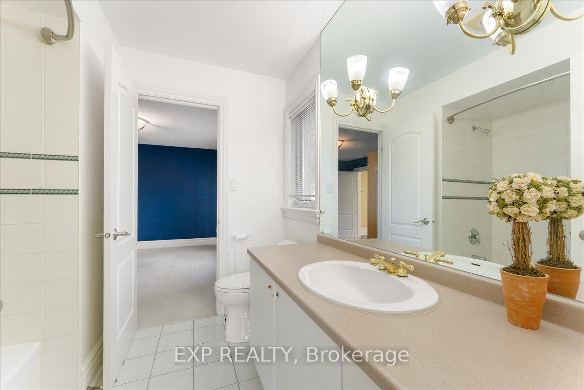 Photo 65 of 67 Agincourt Drive, Scarborough, Agincourt South-Malvern West — HOMEH