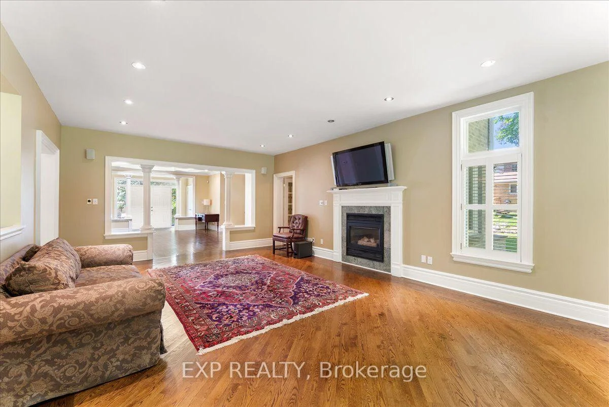 Photo 13 of 67 Agincourt Drive, Scarborough, Agincourt South-Malvern West — HOMEH