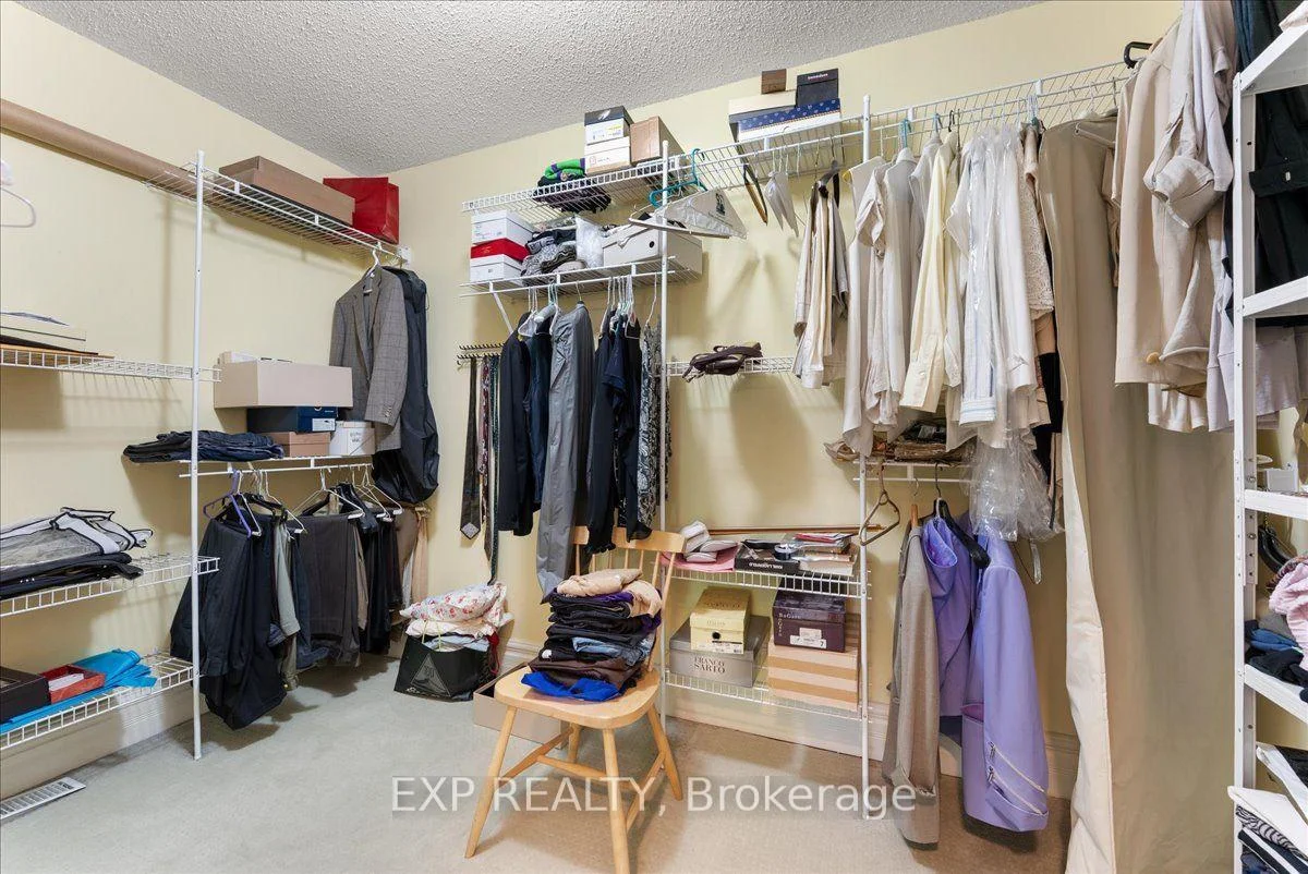 Photo 64 of 67 Agincourt Drive, Scarborough, Agincourt South-Malvern West — HOMEH