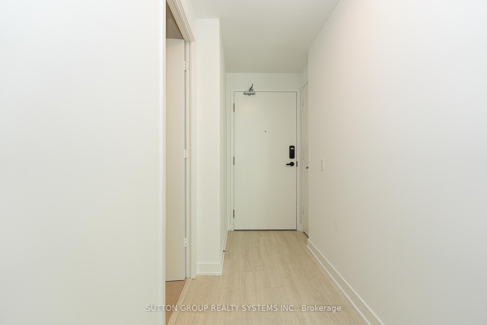 Photo 4 of Unit 520, 3883 Quartz Road, Mississauga, City Centre — HOMEH