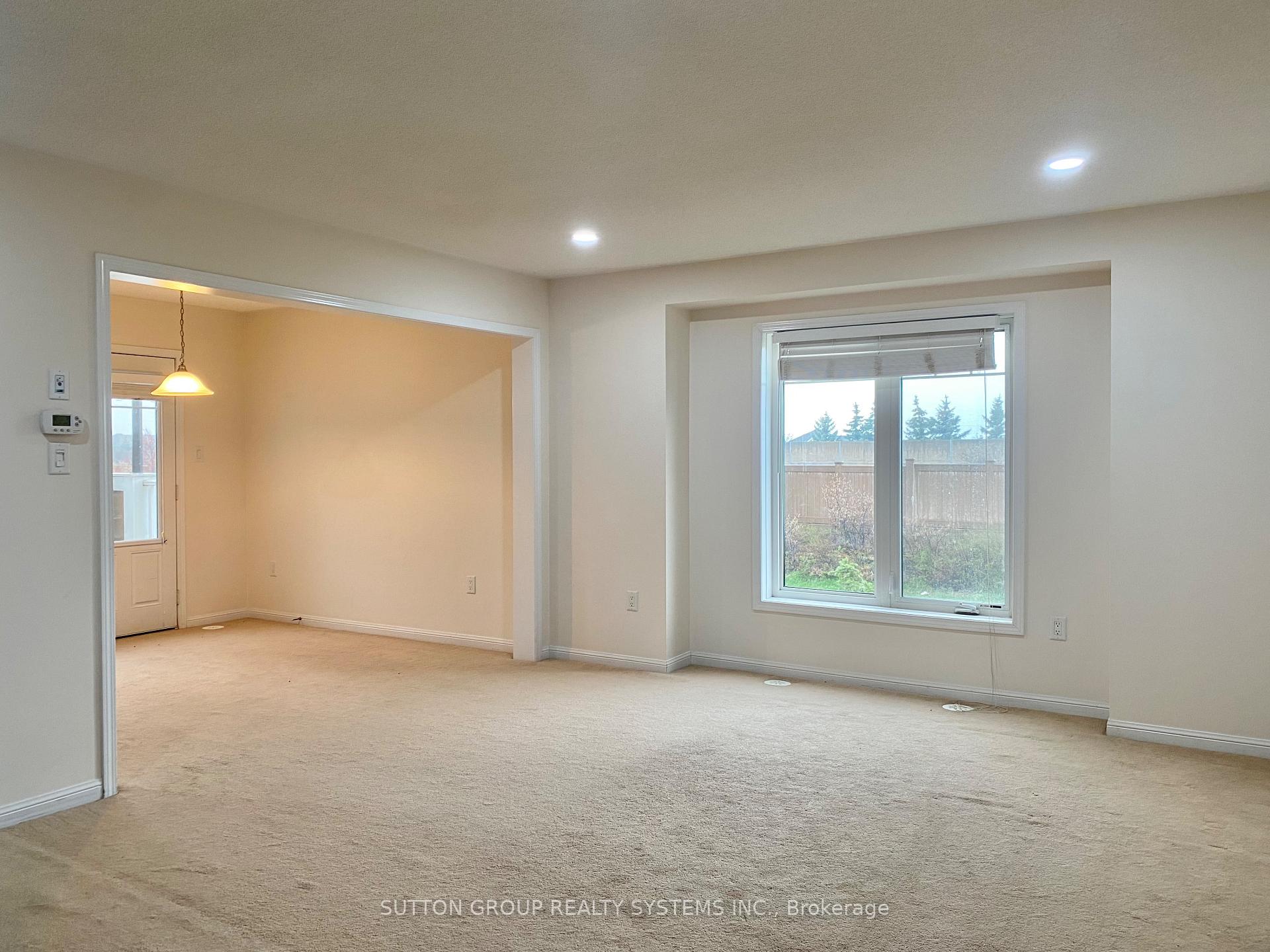 Photo 5 of 39 Suitor Court, Milton, Willmott — HOMEH