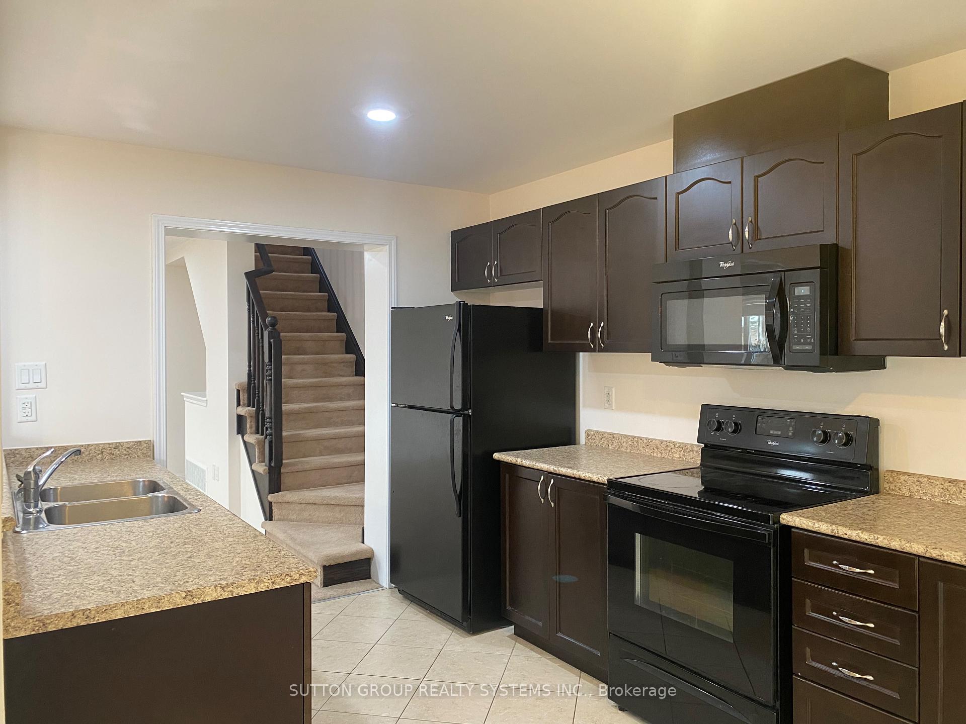 Photo 10 of 39 Suitor Court, Milton, Willmott — HOMEH