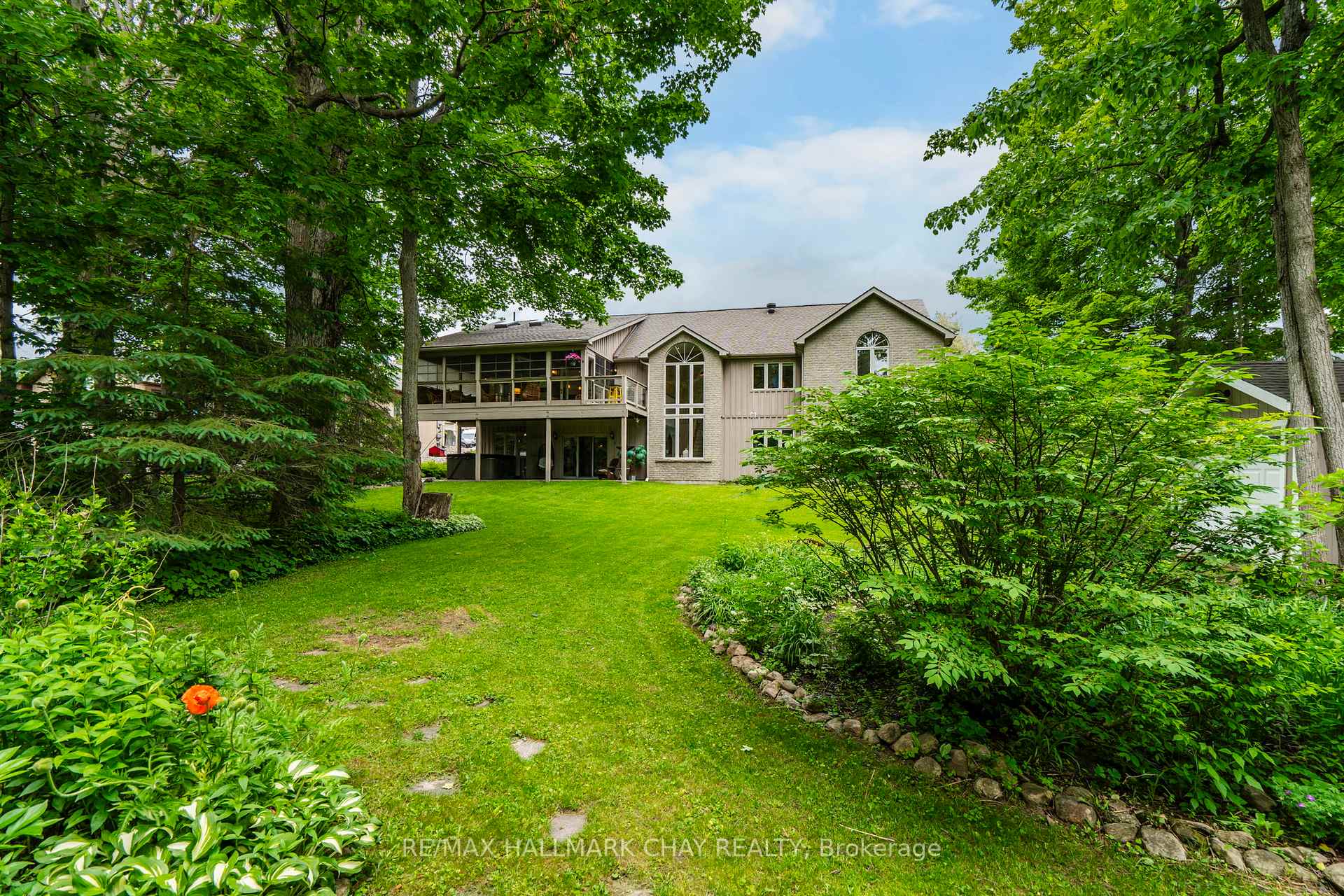 Photo 48 of 3 Nordic Trail, Oro-Medonte, Horseshoe Valley — HOMEH