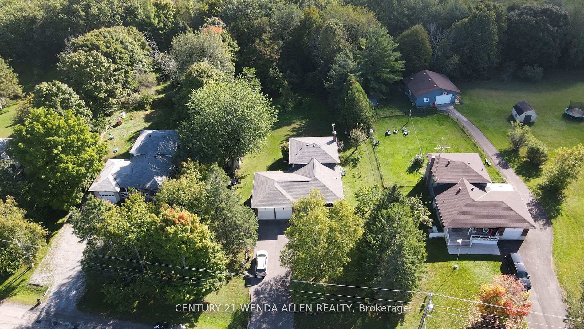 Photo 4 of 14 Manvers Drive, Kawartha Lakes, Janetville — HOMEH