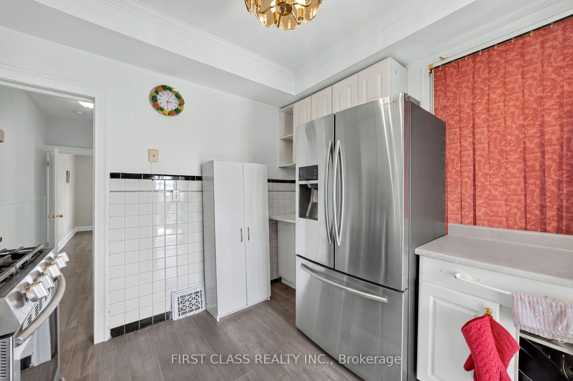 Photo 5 of 150 Caledonia Road, Toronto, Corso Italia-Davenport — HOMEH