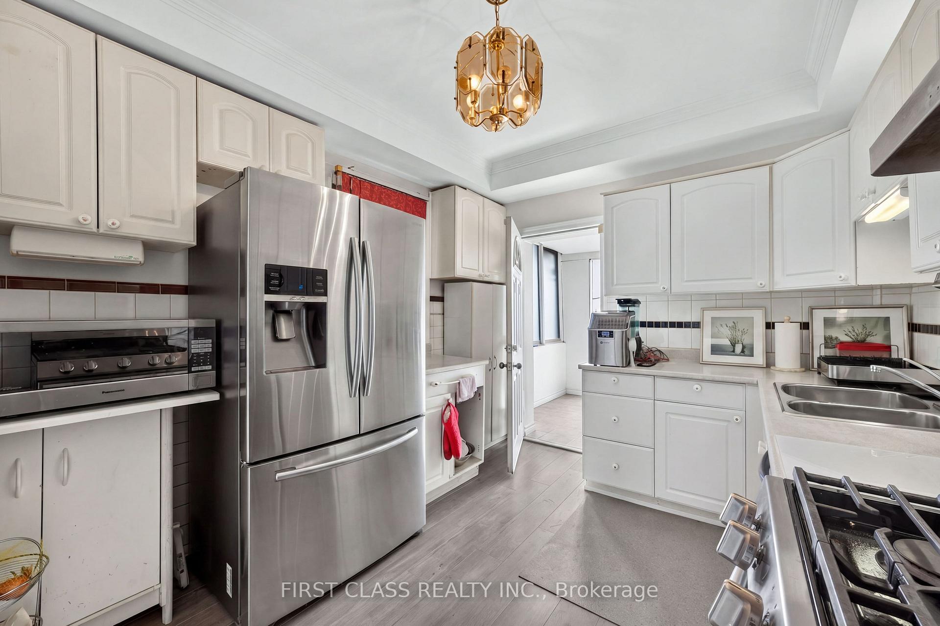 Photo 6 of 150 Caledonia Road, Toronto, Corso Italia-Davenport — HOMEH