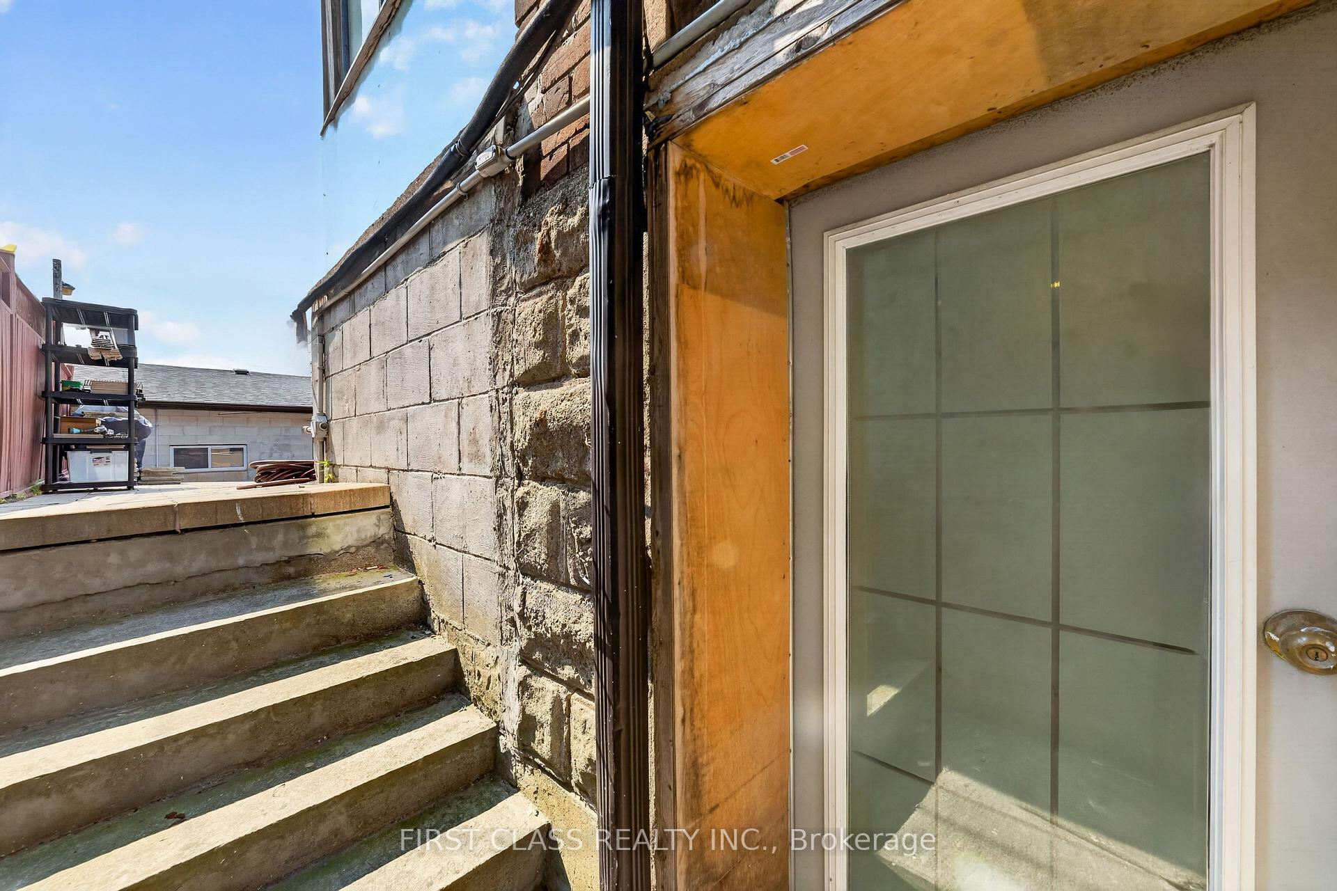 Photo 30 of 150 Caledonia Road, Toronto, Corso Italia-Davenport — HOMEH