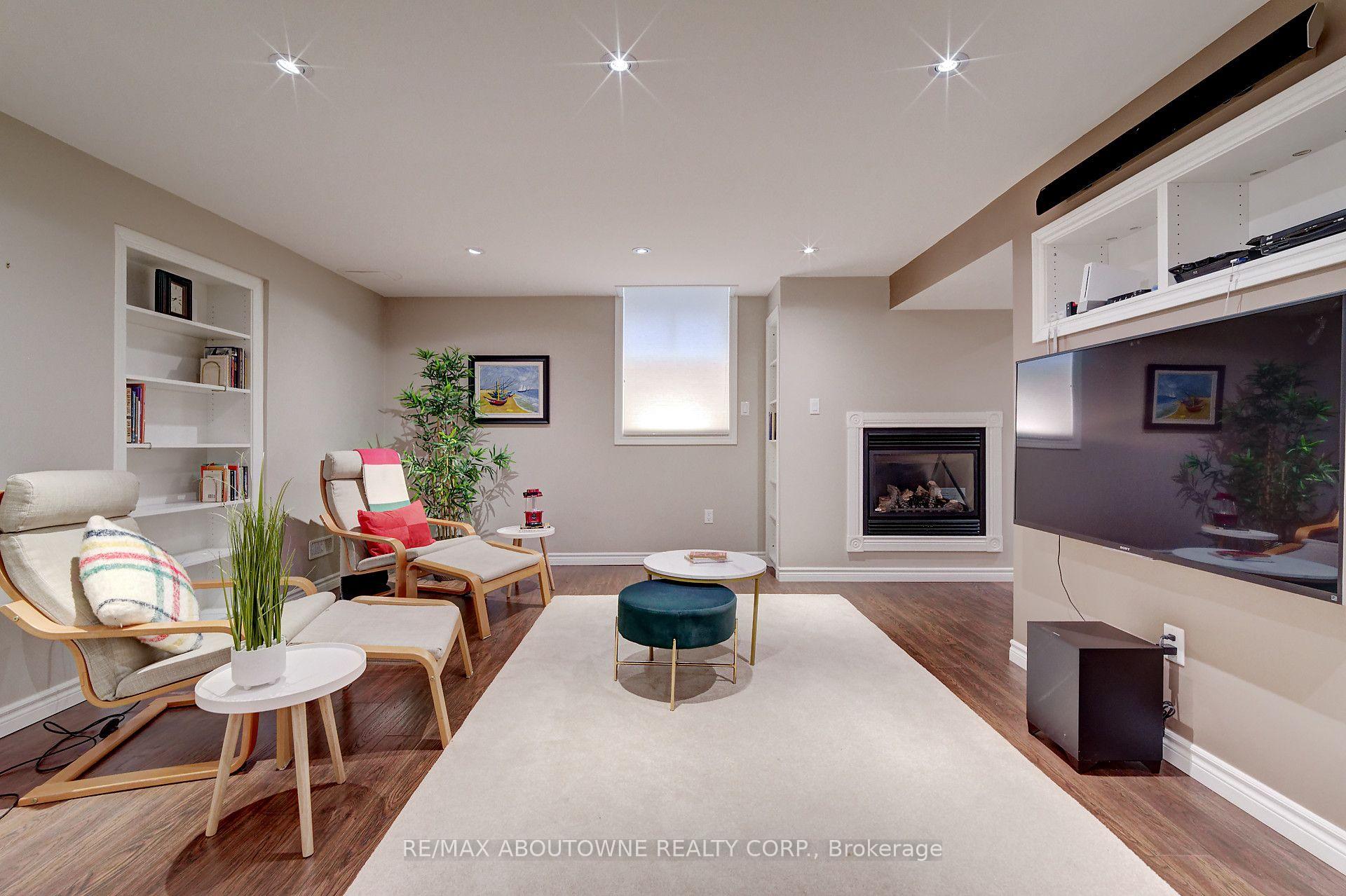 Photo 27 of 2196 Emily Circle, Oakville, Bronte Creek — HOMEH
