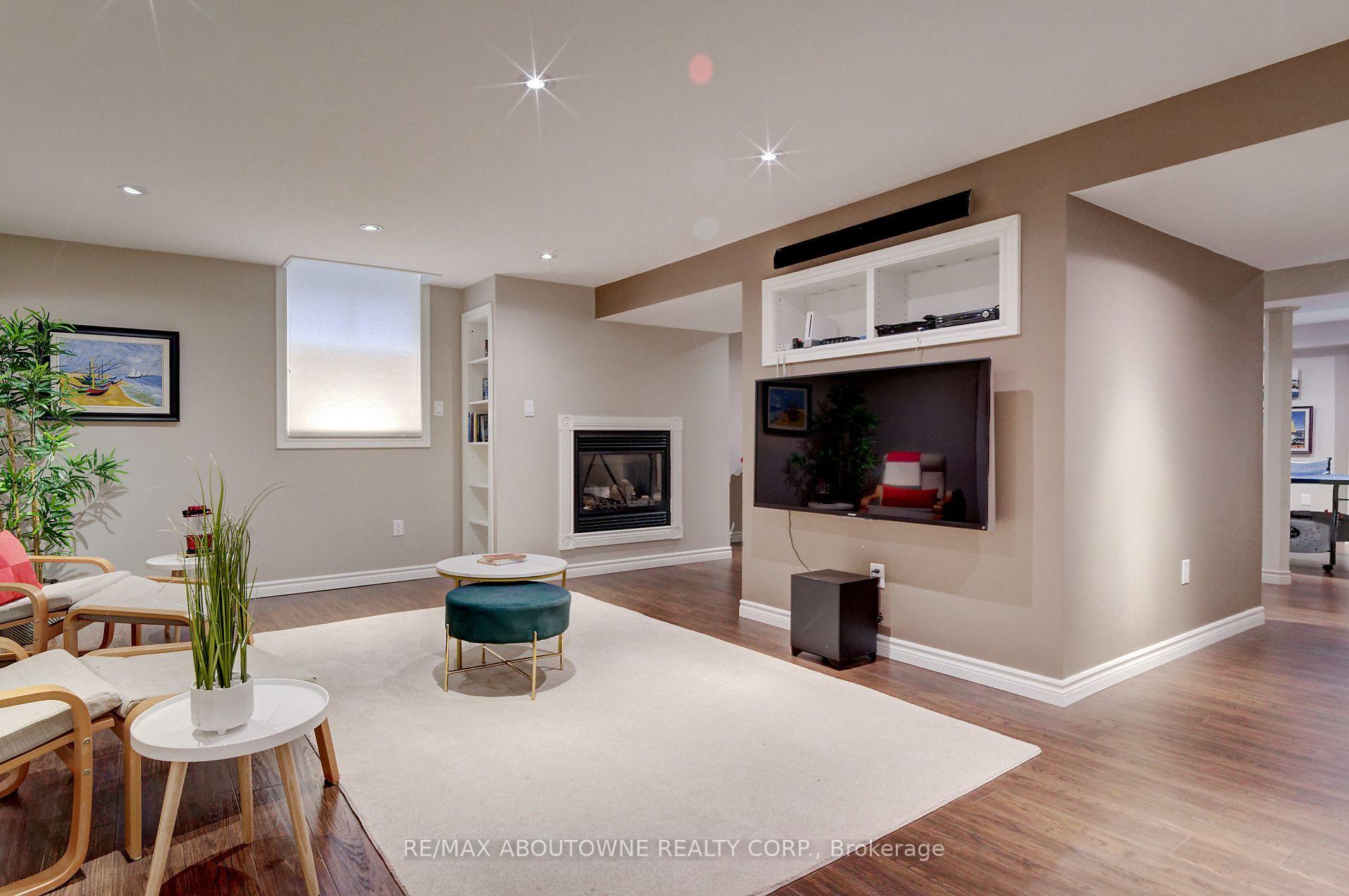 Photo 28 of 2196 Emily Circle, Oakville, Bronte Creek — HOMEH