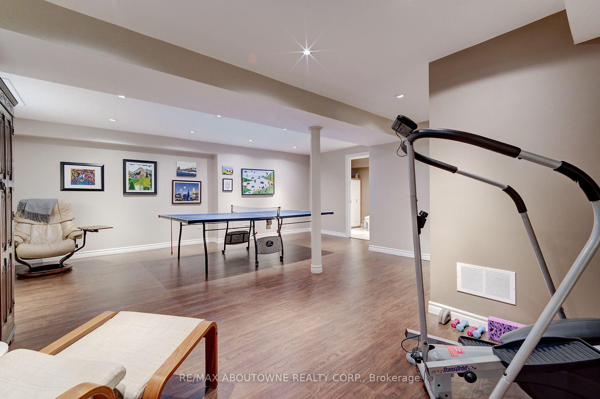 Photo 30 of 2196 Emily Circle, Oakville, Bronte Creek — HOMEH