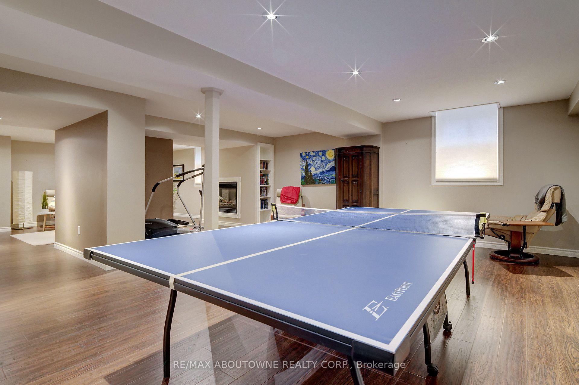 Photo 32 of 2196 Emily Circle, Oakville, Bronte Creek — HOMEH