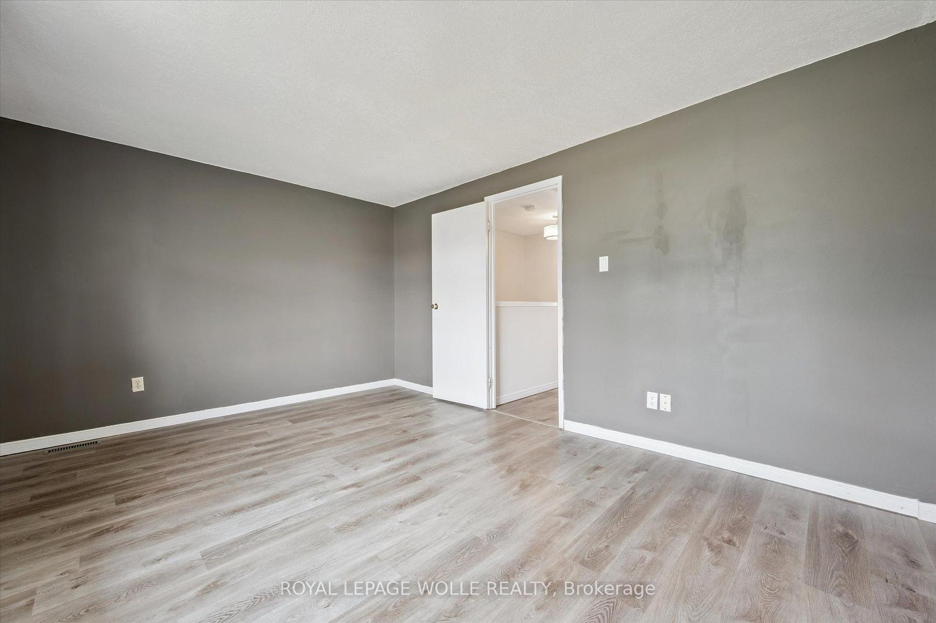 Photo 25 of Unit 2, 750 Erinbrook Drive, Kitchener, Country Hills West — HOMEH