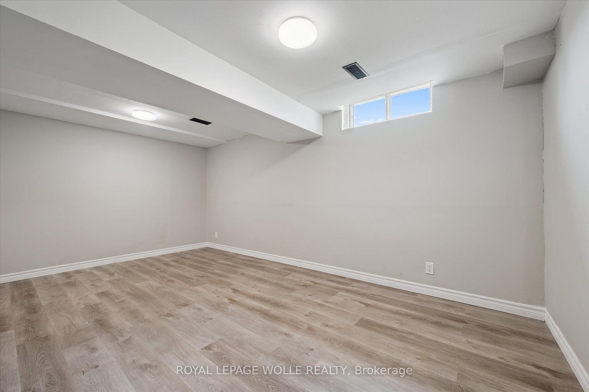 Photo 27 of Unit 2, 750 Erinbrook Drive, Kitchener, Country Hills West — HOMEH