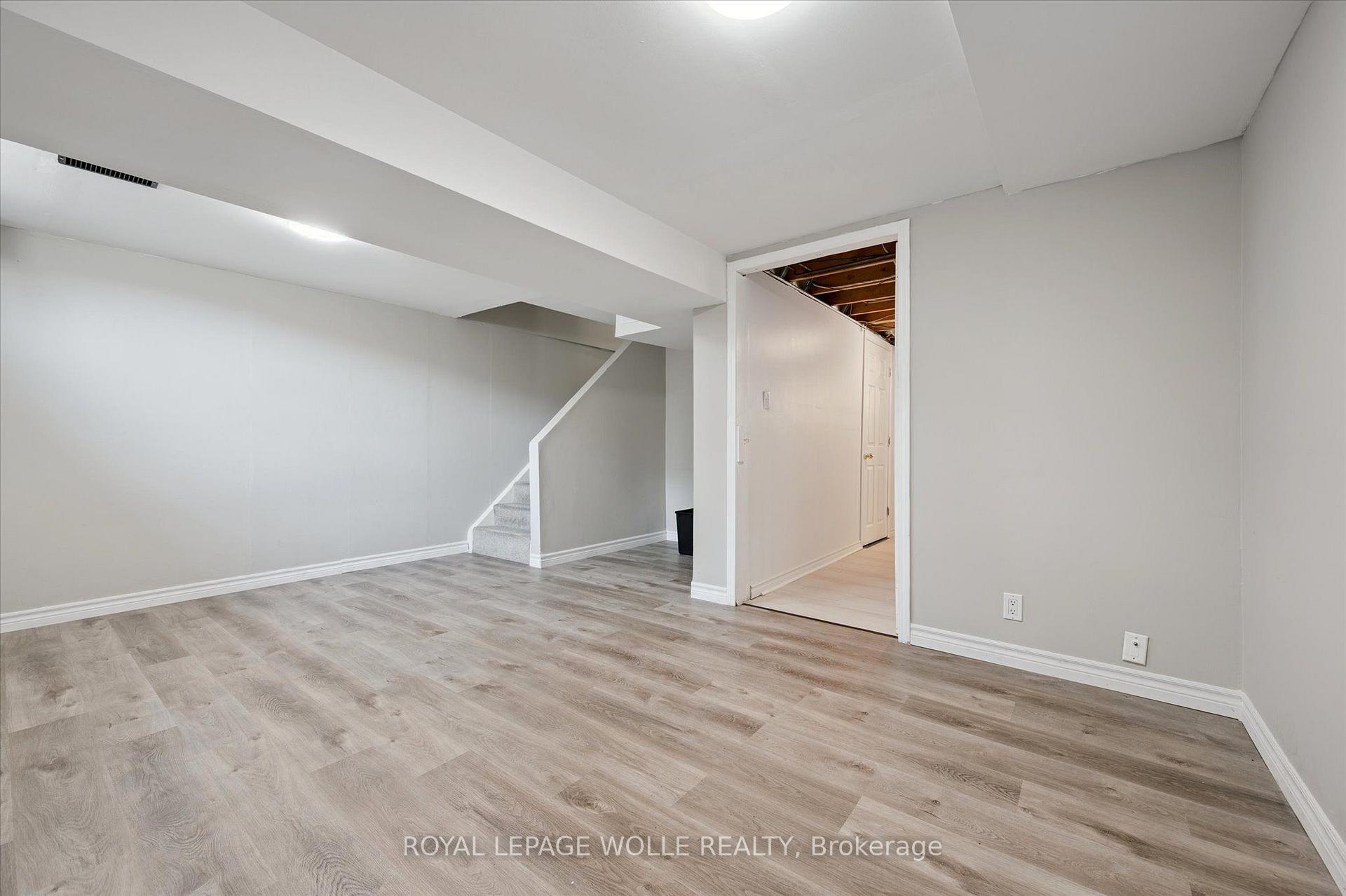 Photo 29 of Unit 2, 750 Erinbrook Drive, Kitchener, Country Hills West — HOMEH