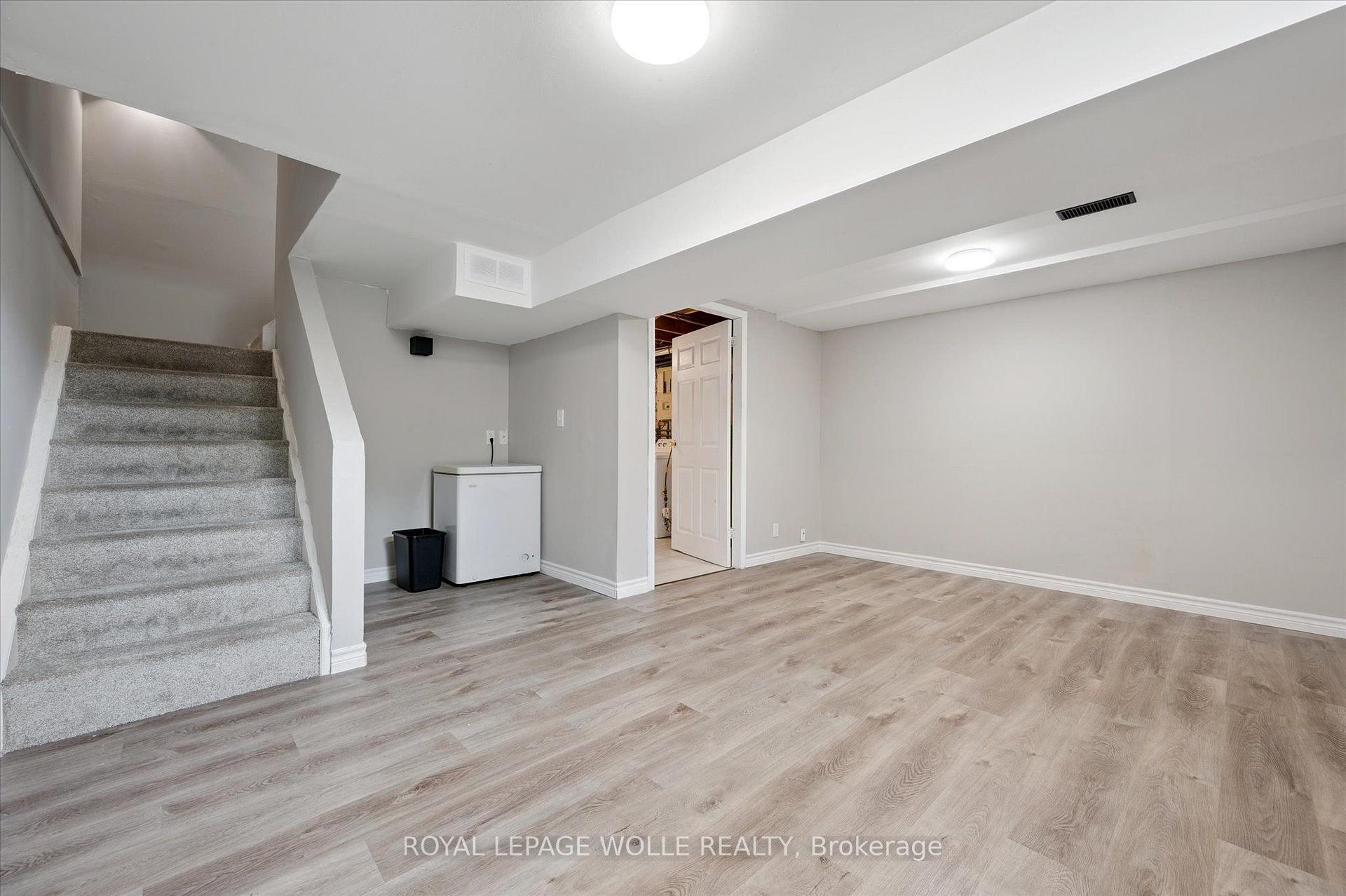 Photo 30 of Unit 2, 750 Erinbrook Drive, Kitchener, Country Hills West — HOMEH