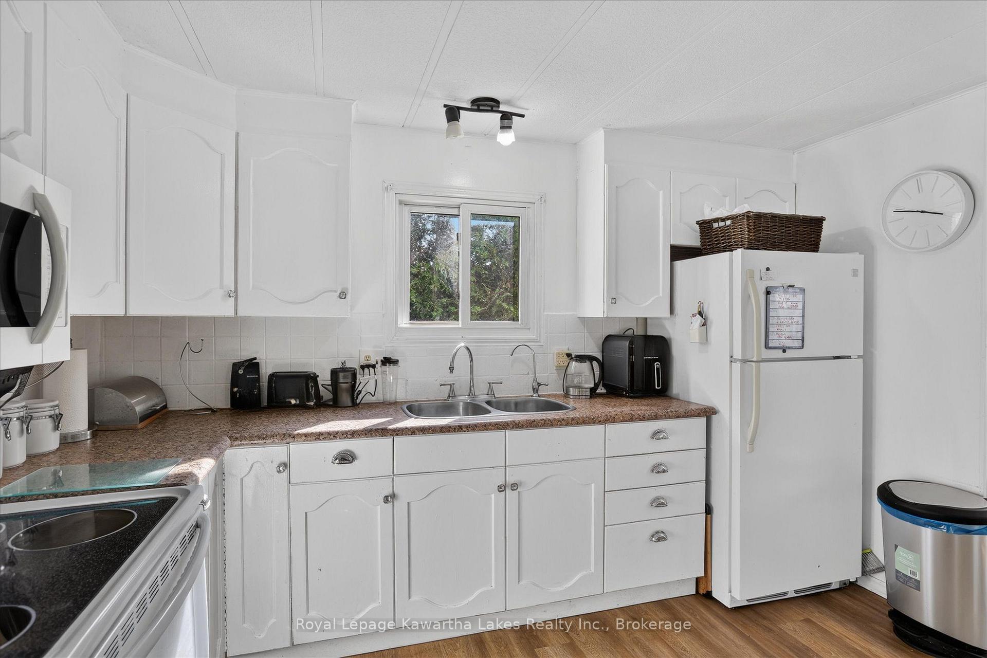 Photo 12 of 3 Ops Drive, Kawartha Lakes, Fenelon — HOMEH